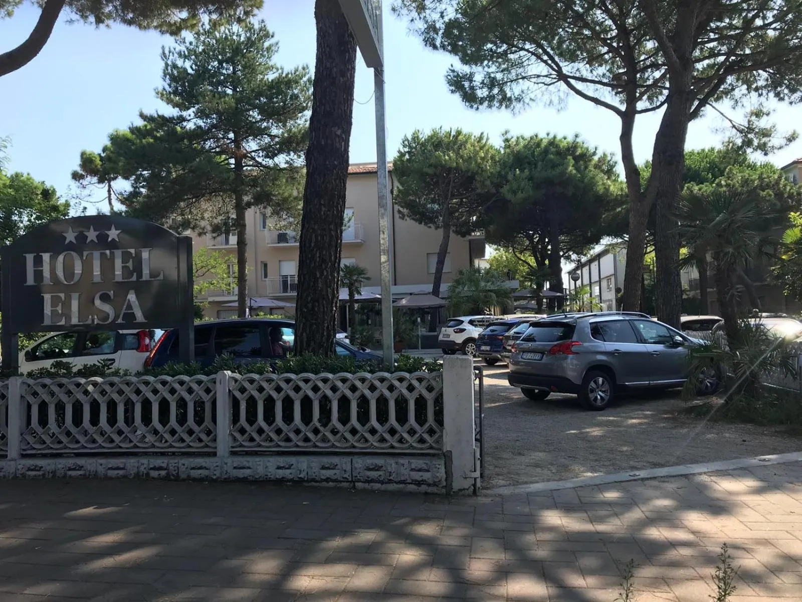 Neighbourhood in Hotel Elsa