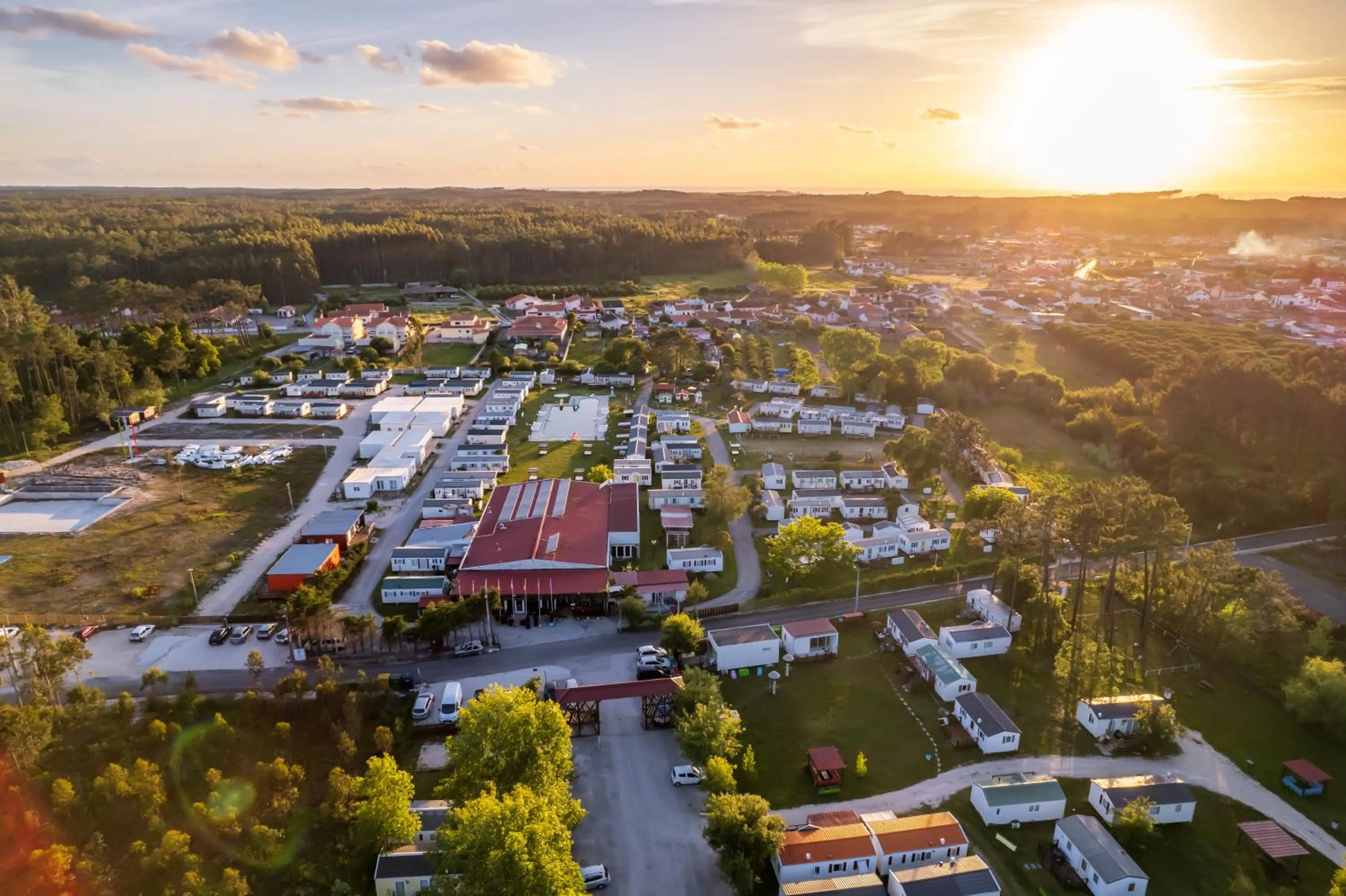 Property building in Bungalows Land'shause
