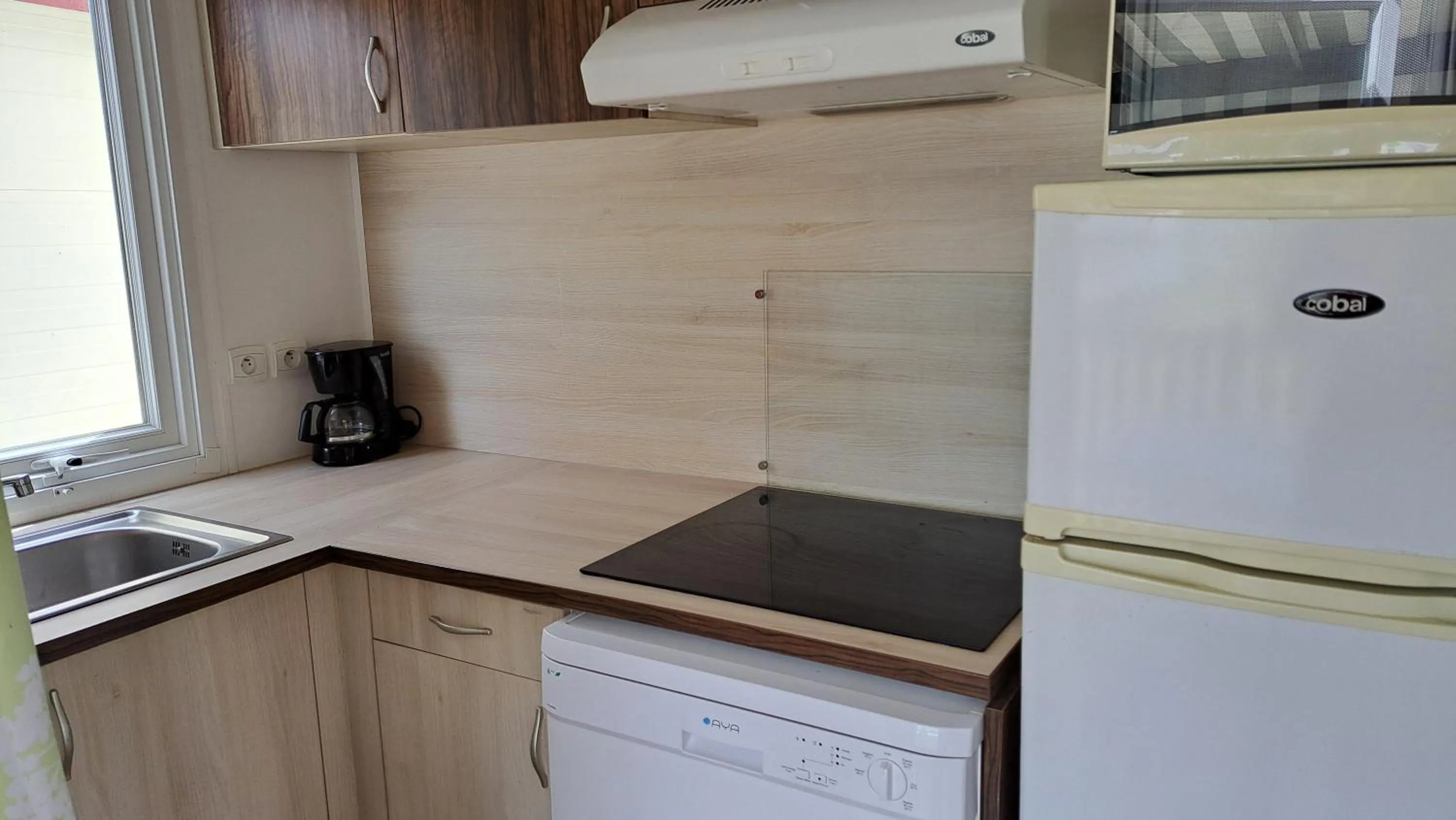 Kitchen or kitchenette in Bungalows Land'shause