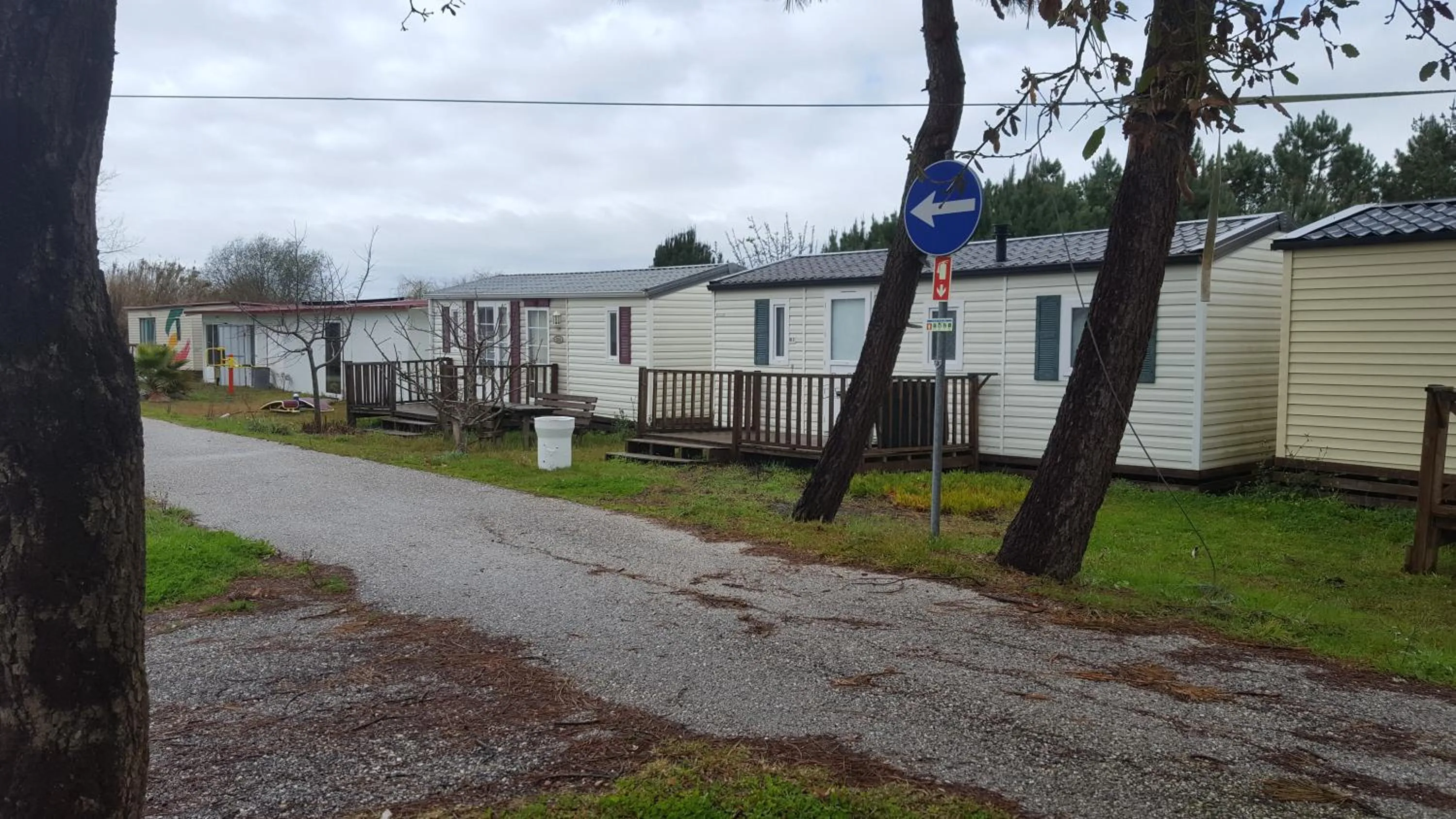 Property building in Bungalows Land'shause