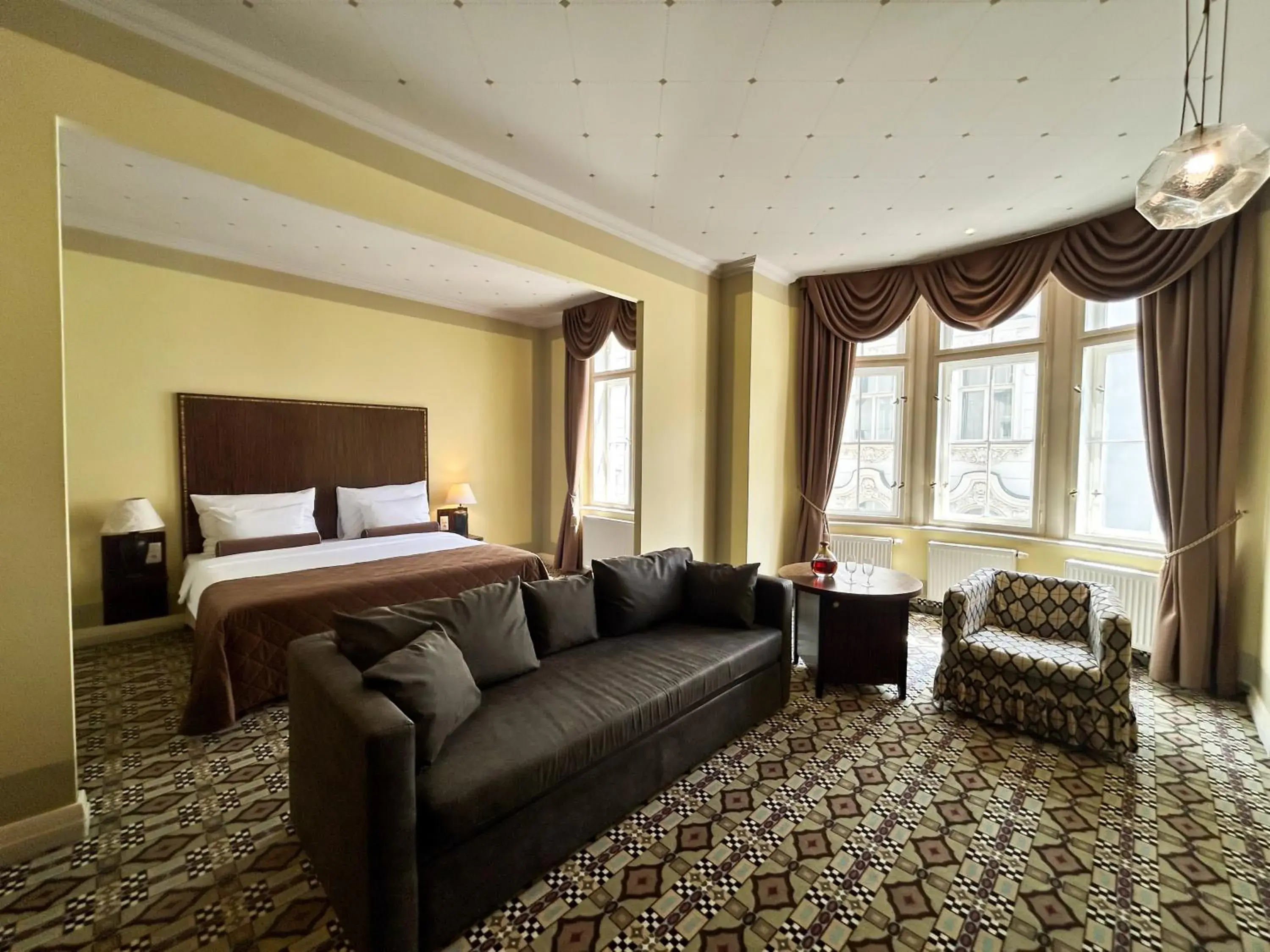 View (from property/room), Bed in Grandezza Hotel Luxury Palace View (from property/room), Bed in Grandezza Hotel Luxury Palace