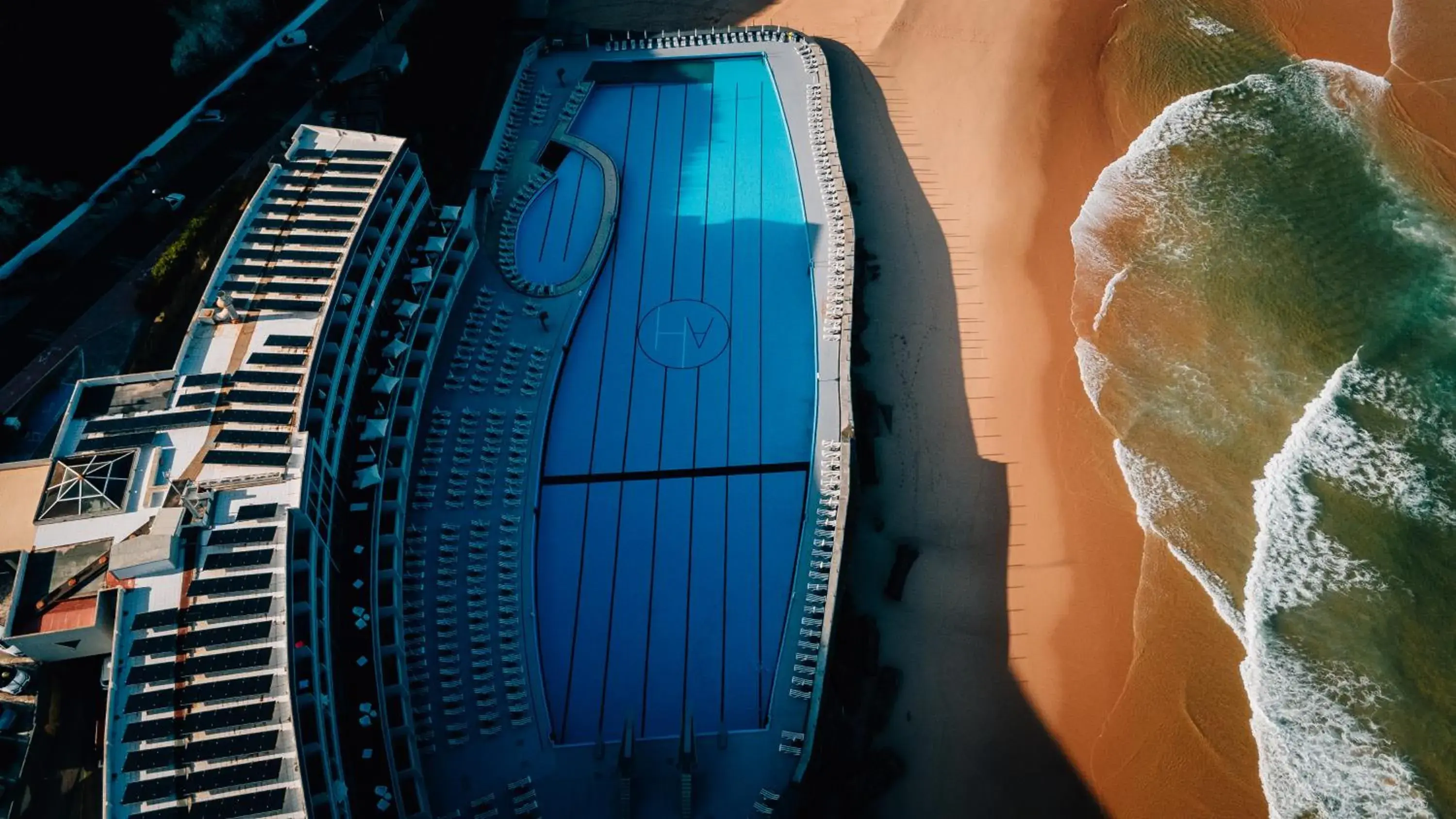 Property building in Arribas Sintra Hotel Property building in Arribas Sintra Hotel