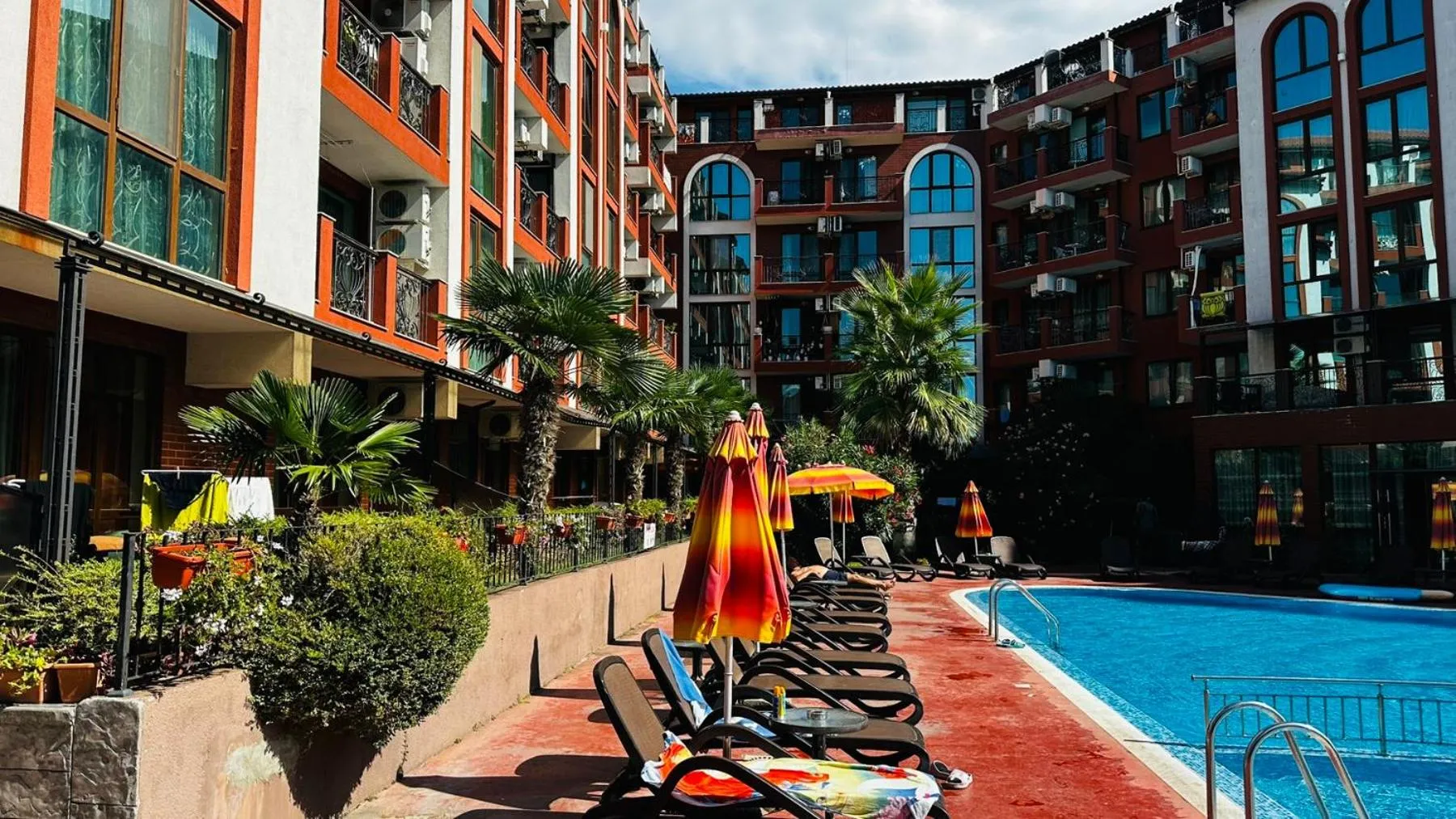 Chateau del Marina Apart Complex