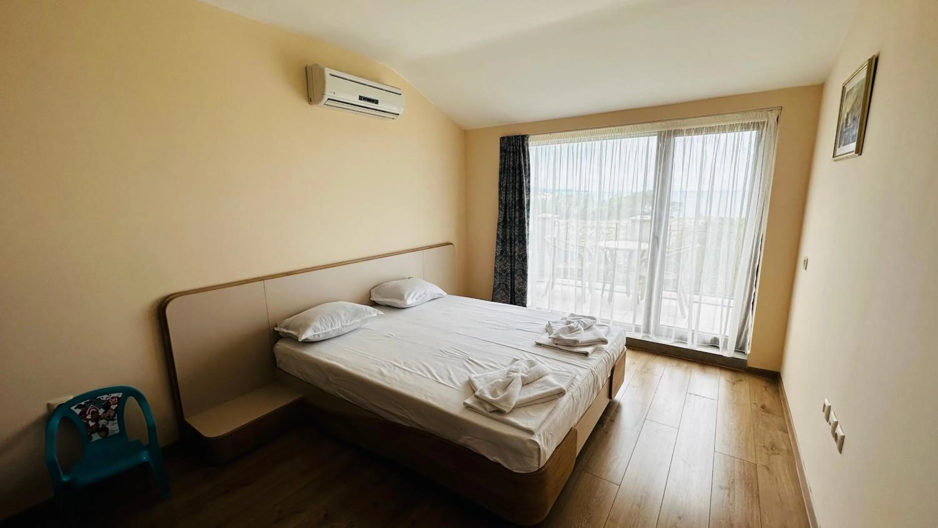 Bed in Chateau del Marina Apart Complex