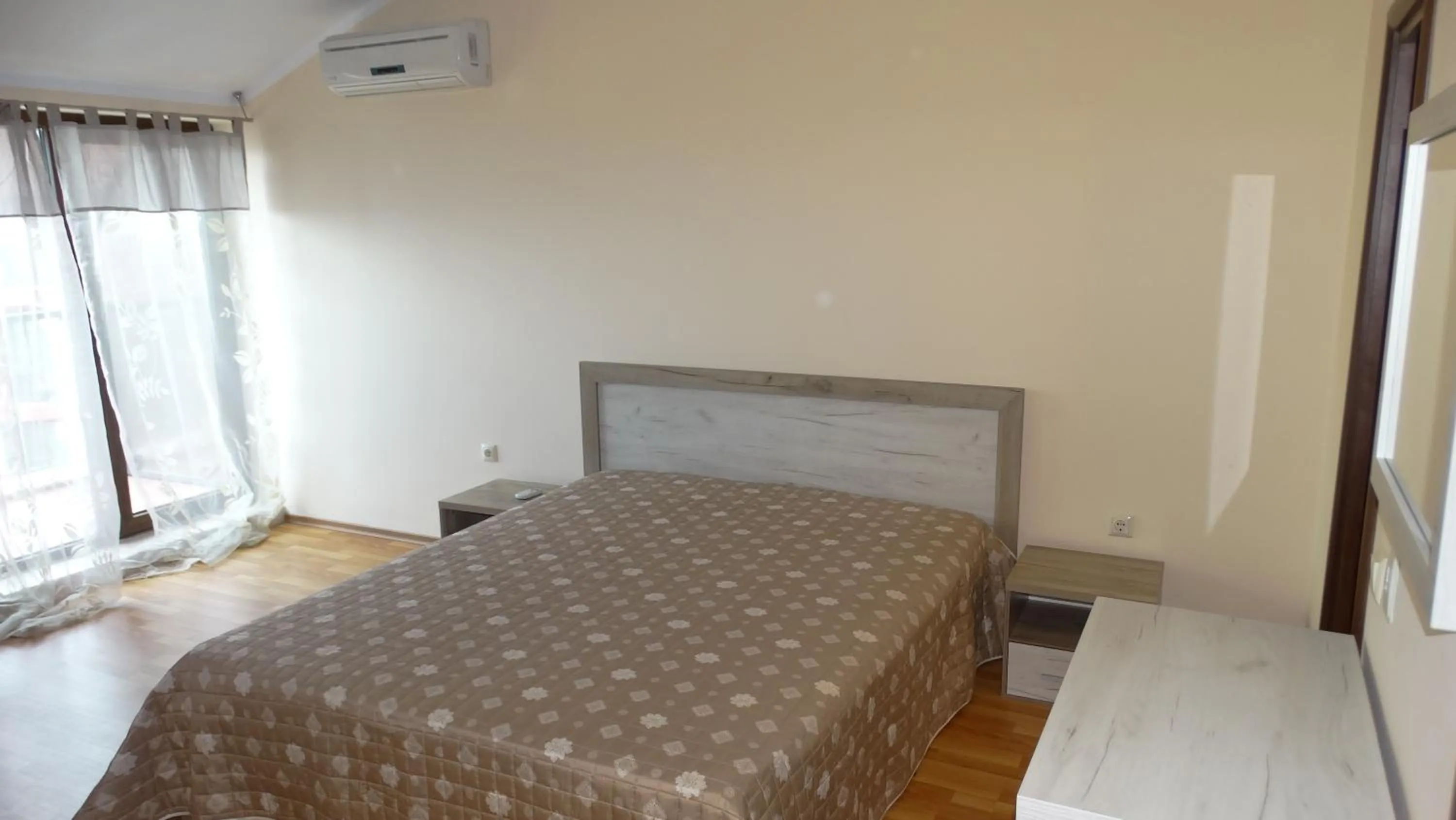 Bed in Chateau del Marina Apart Complex