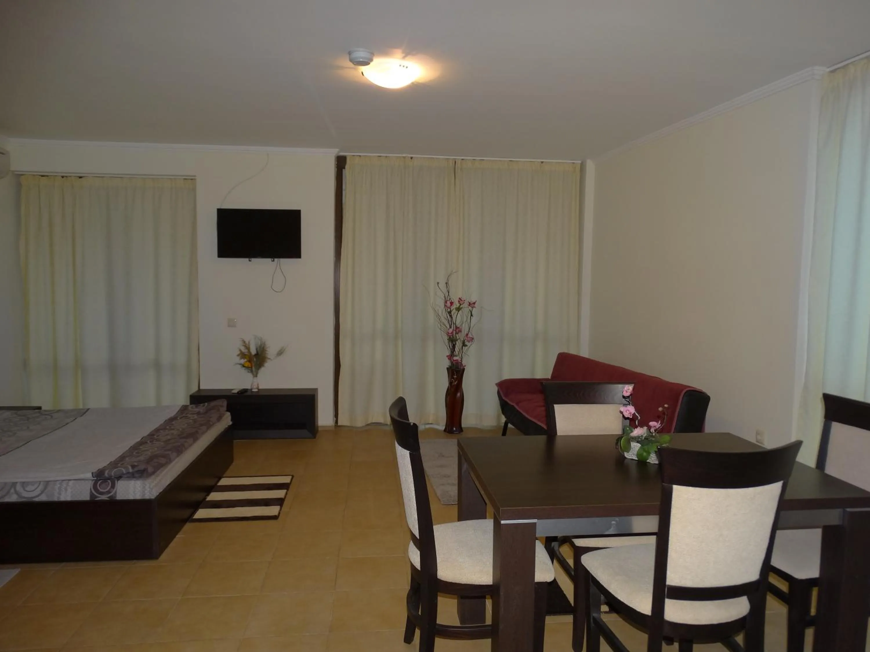 Bed in Chateau del Marina Apart Complex