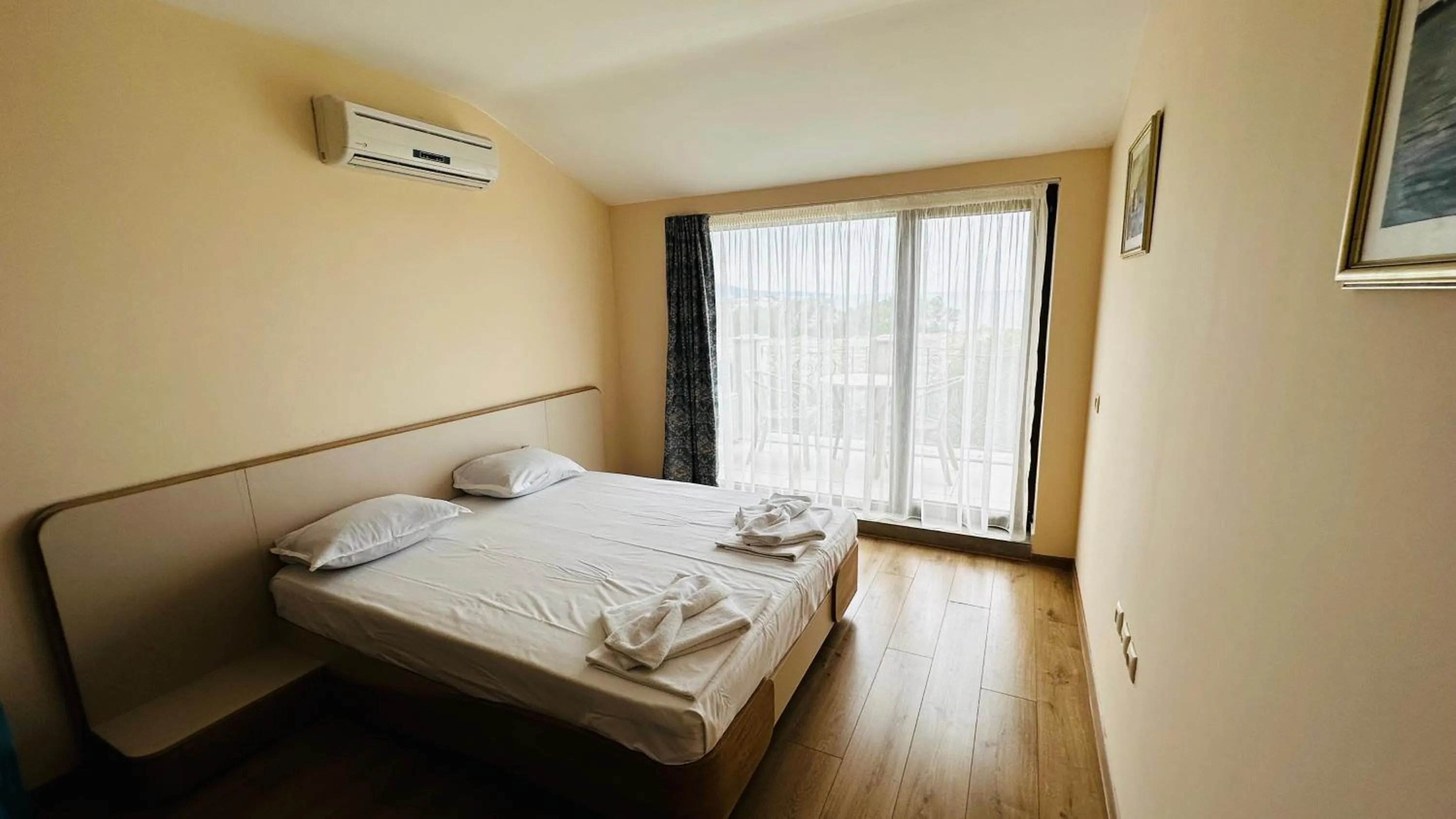 Bed in Chateau del Marina Apart Complex