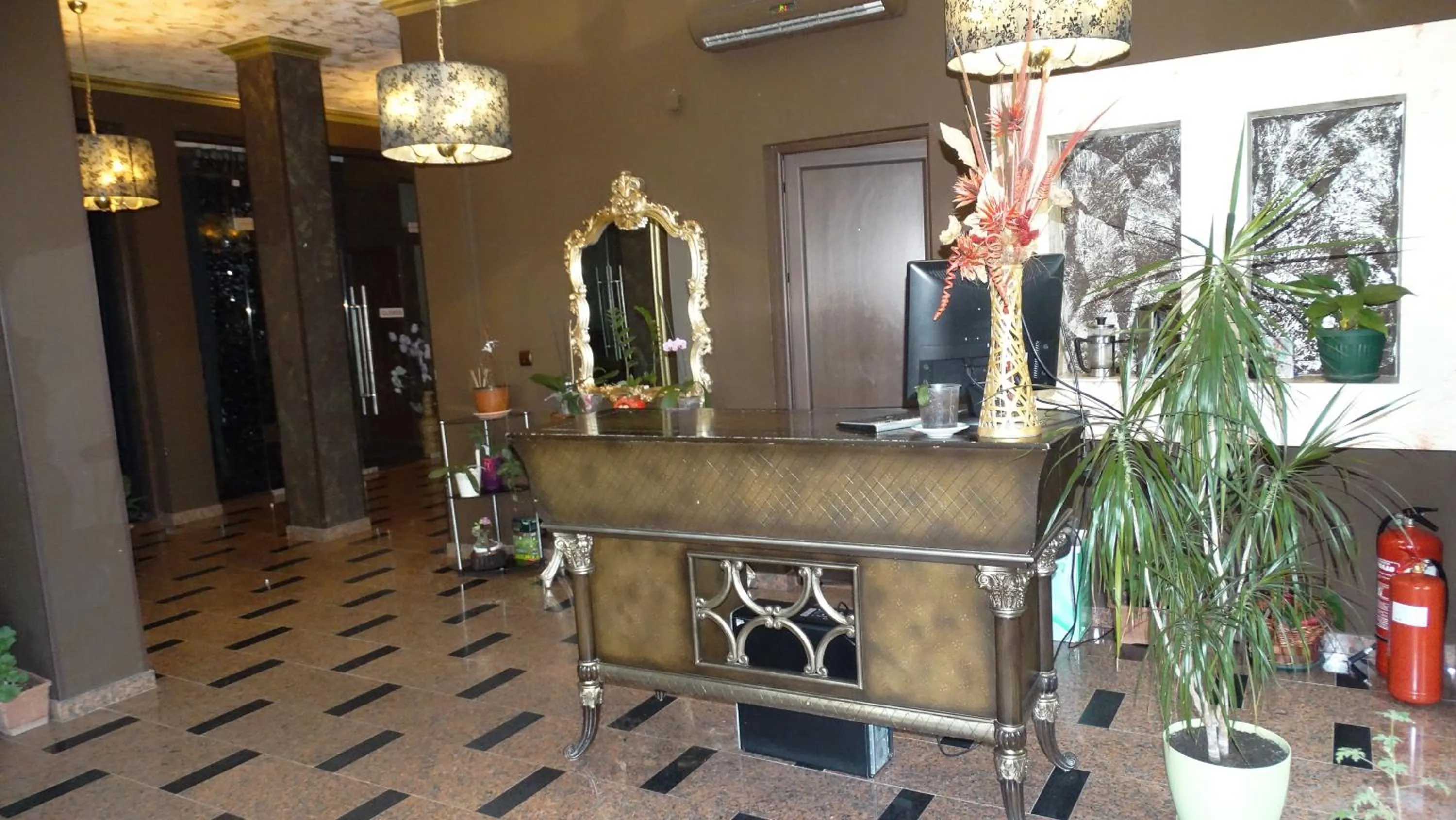 Chateau del Marina Apart Complex