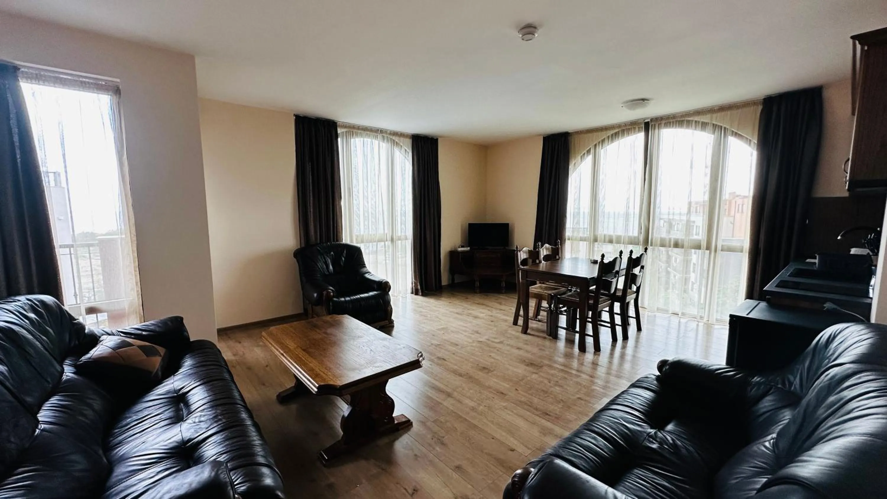 Chateau del Marina Apart Complex