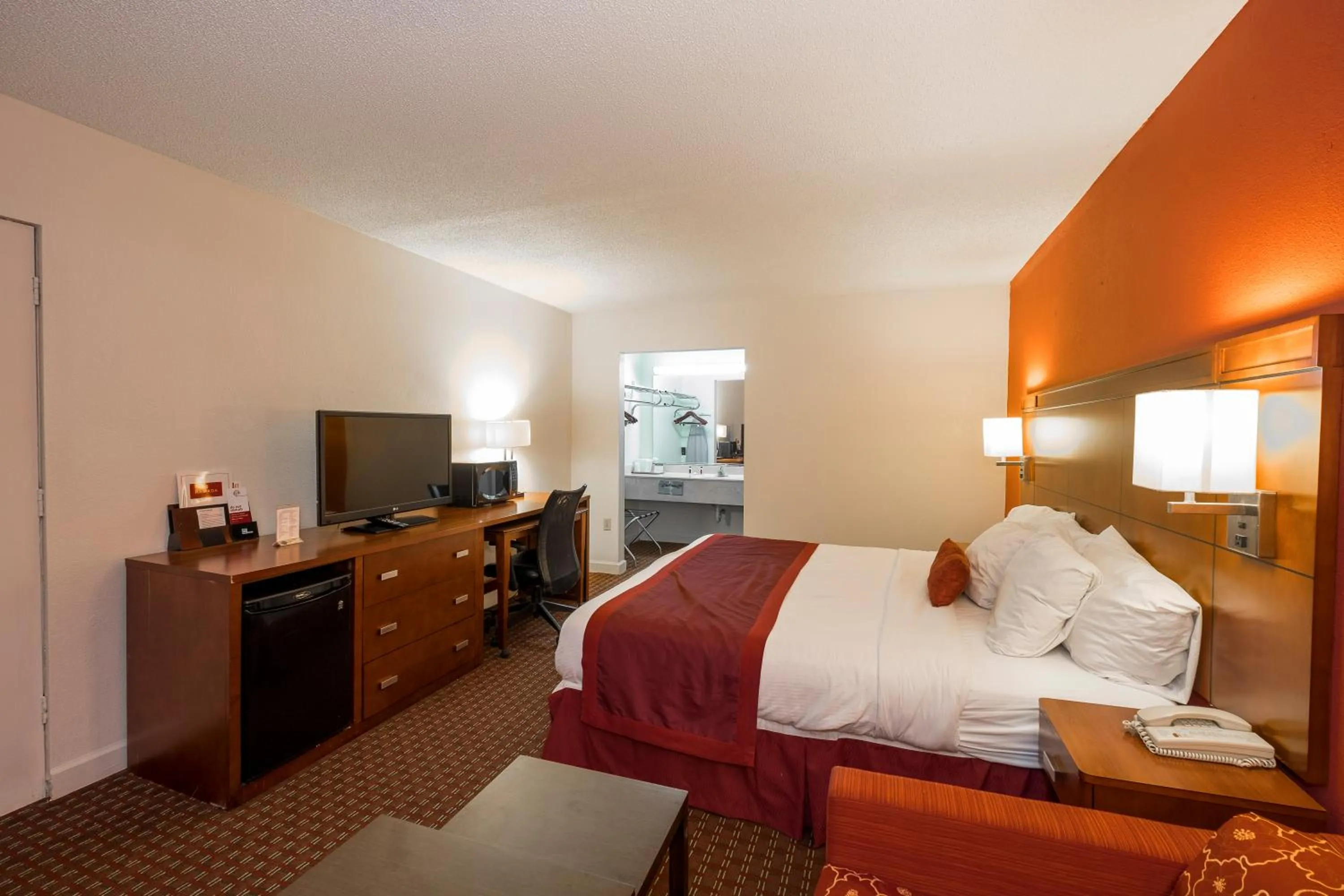 Ramada by Wyndham Walterboro