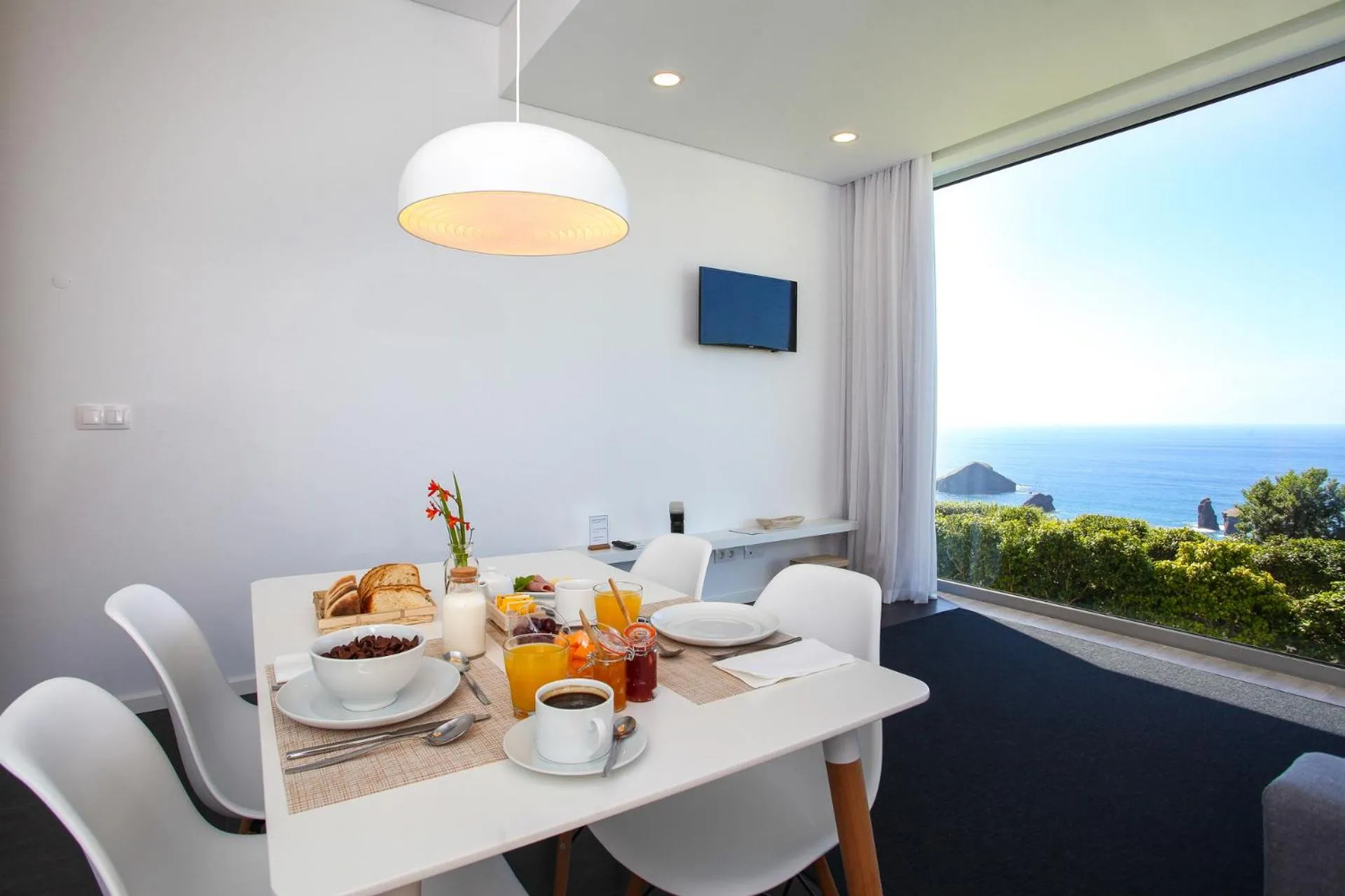 Living room in Mosteiros Place