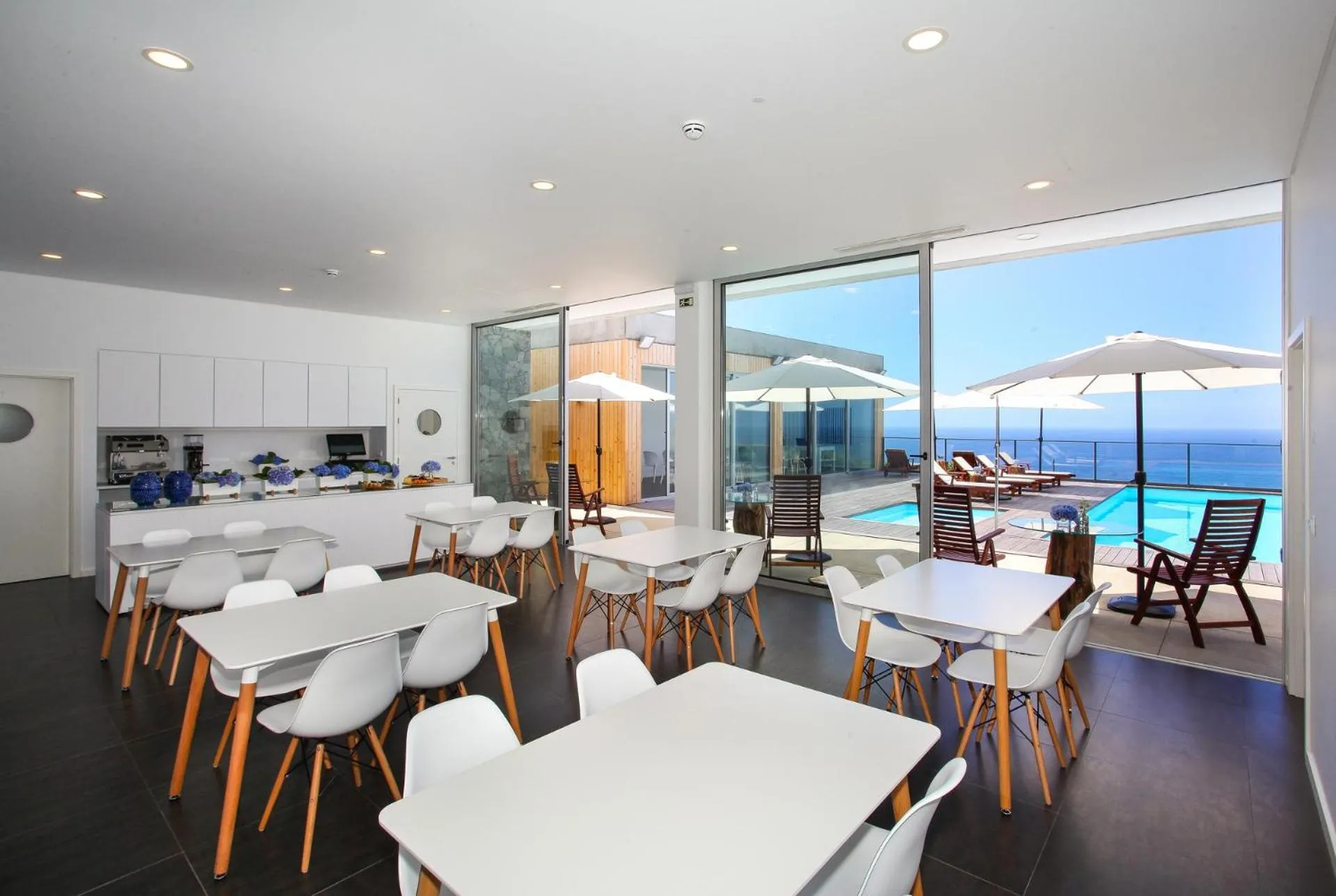 Lounge or bar in Mosteiros Place