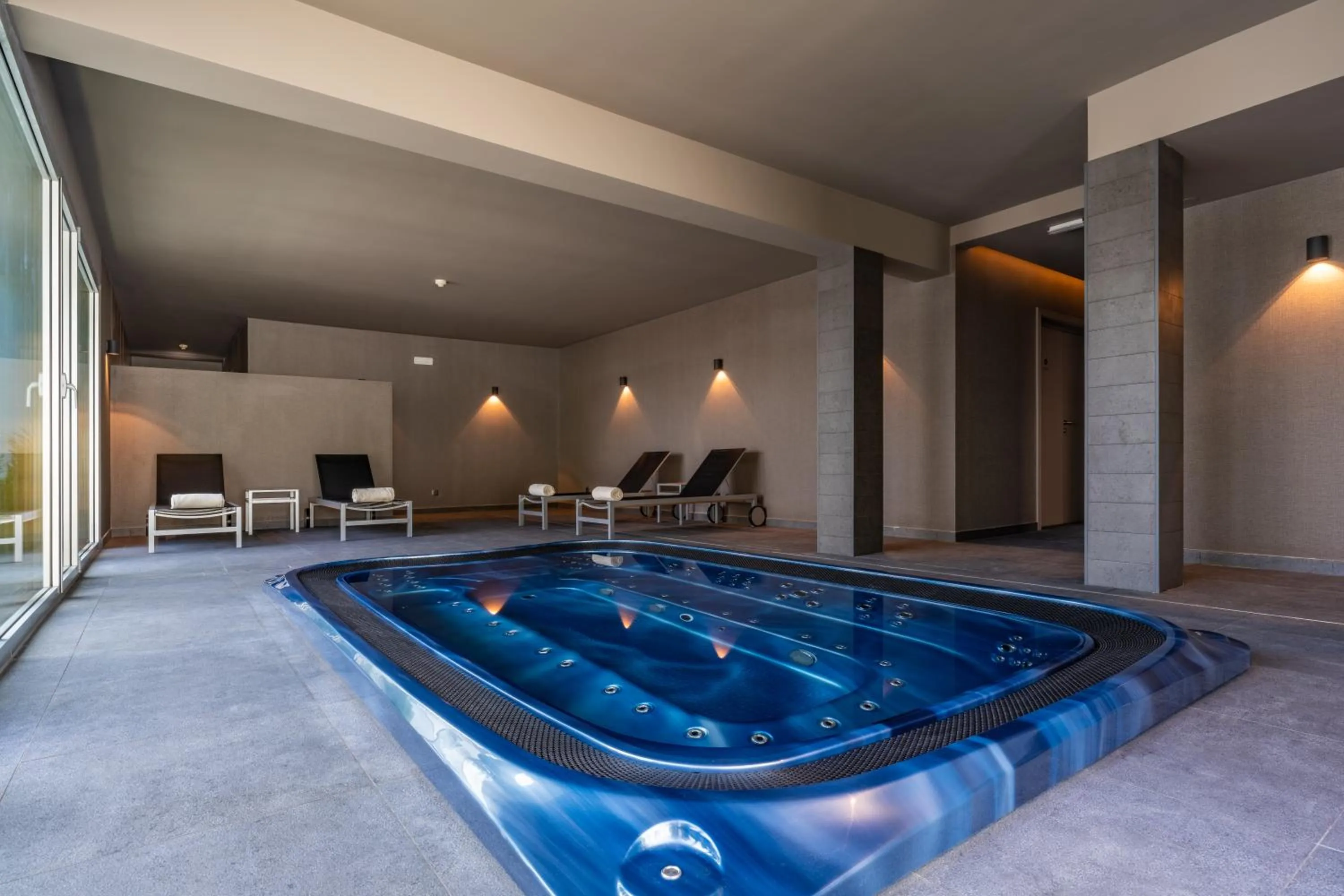 Spa and wellness centre/facilities in Hotel Girassol - Suite Hotel