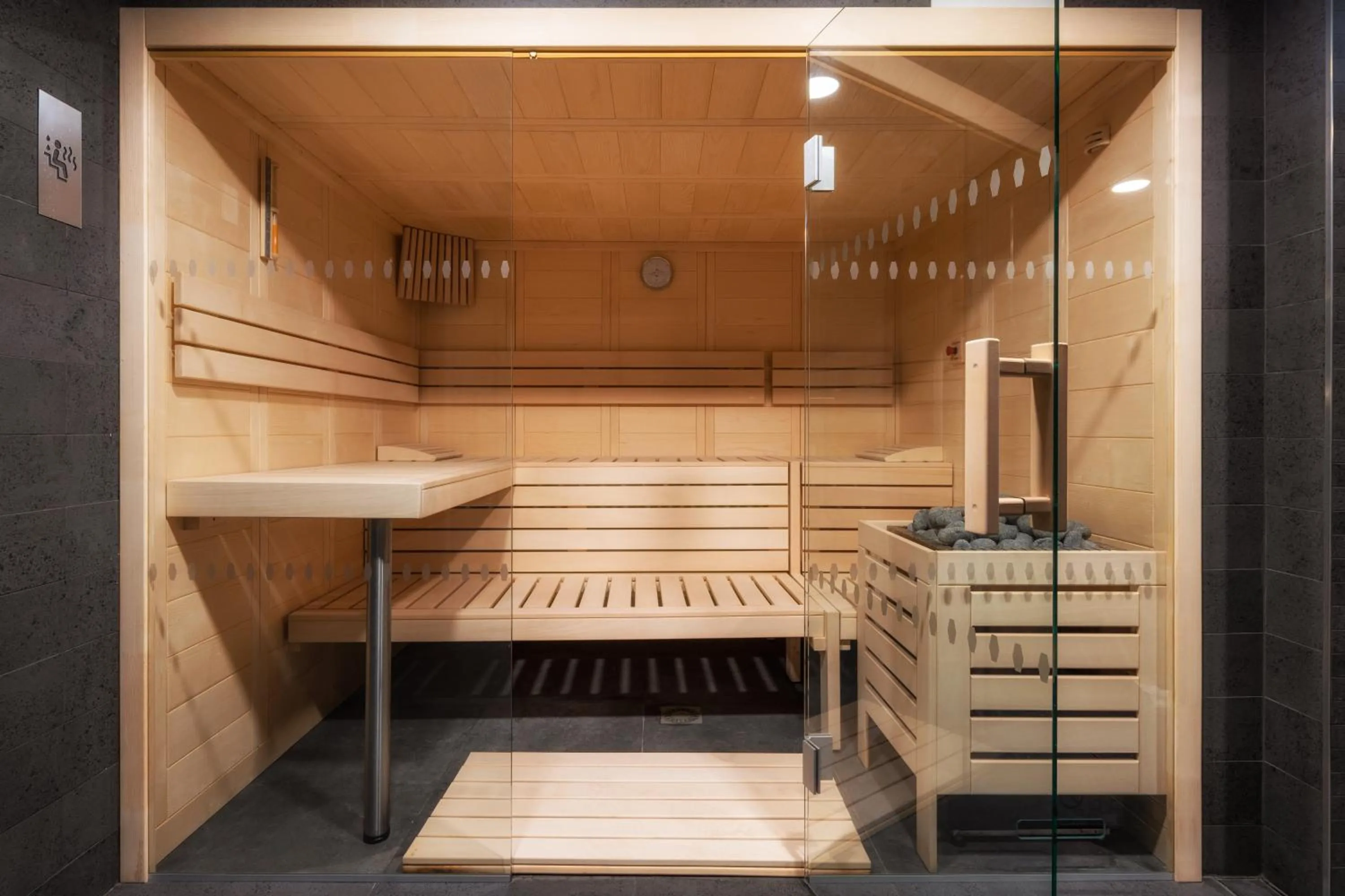 Sauna in Hotel Girassol - Suite Hotel