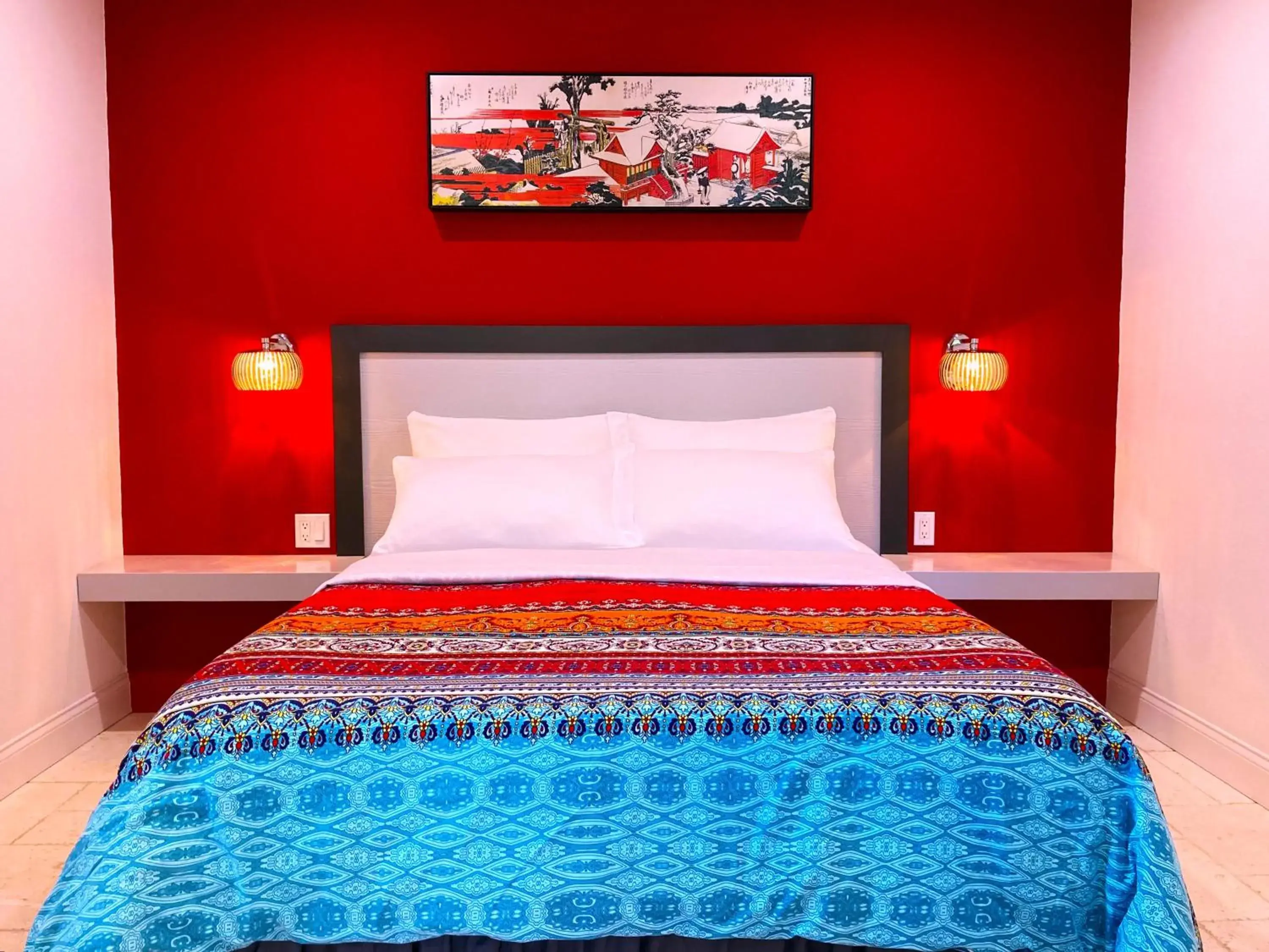 Bed in Retreat at Crystal Manatee Bed in Retreat at Crystal Manatee