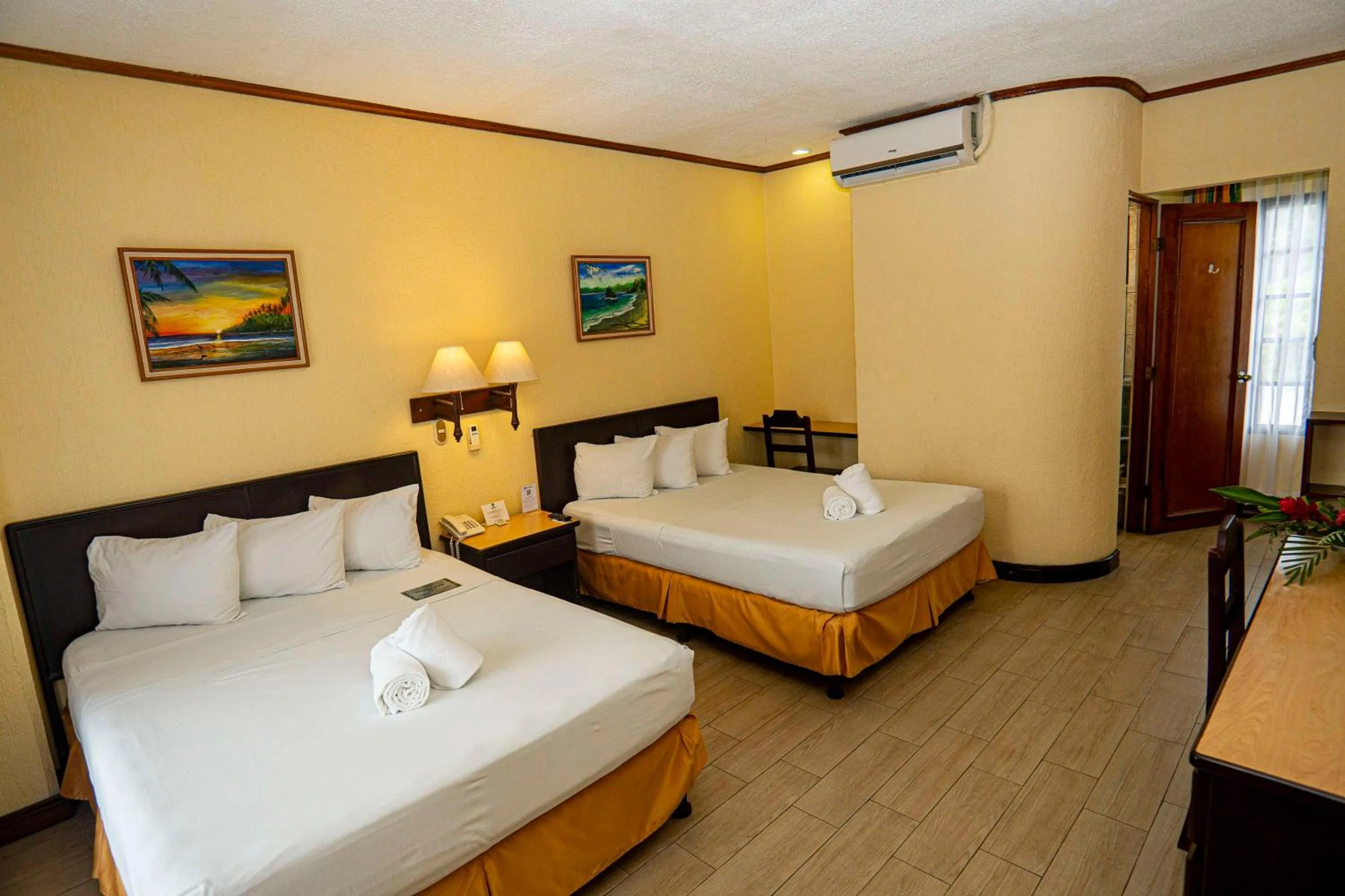 Bed in Best Western Hotel & Casino Kamuk