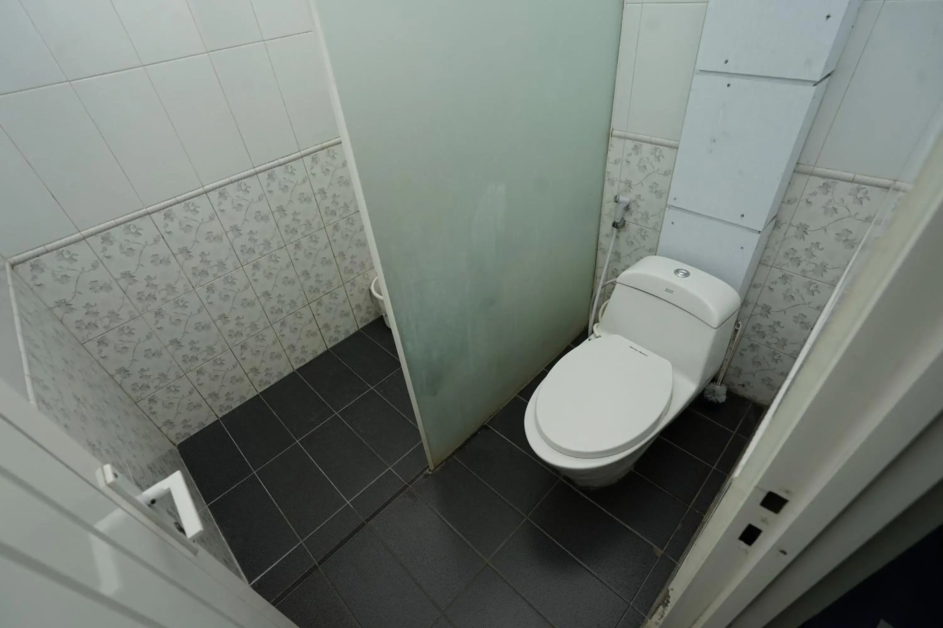 Bathroom in Sekar Gambir Homestay Bathroom in Sekar Gambir Homestay