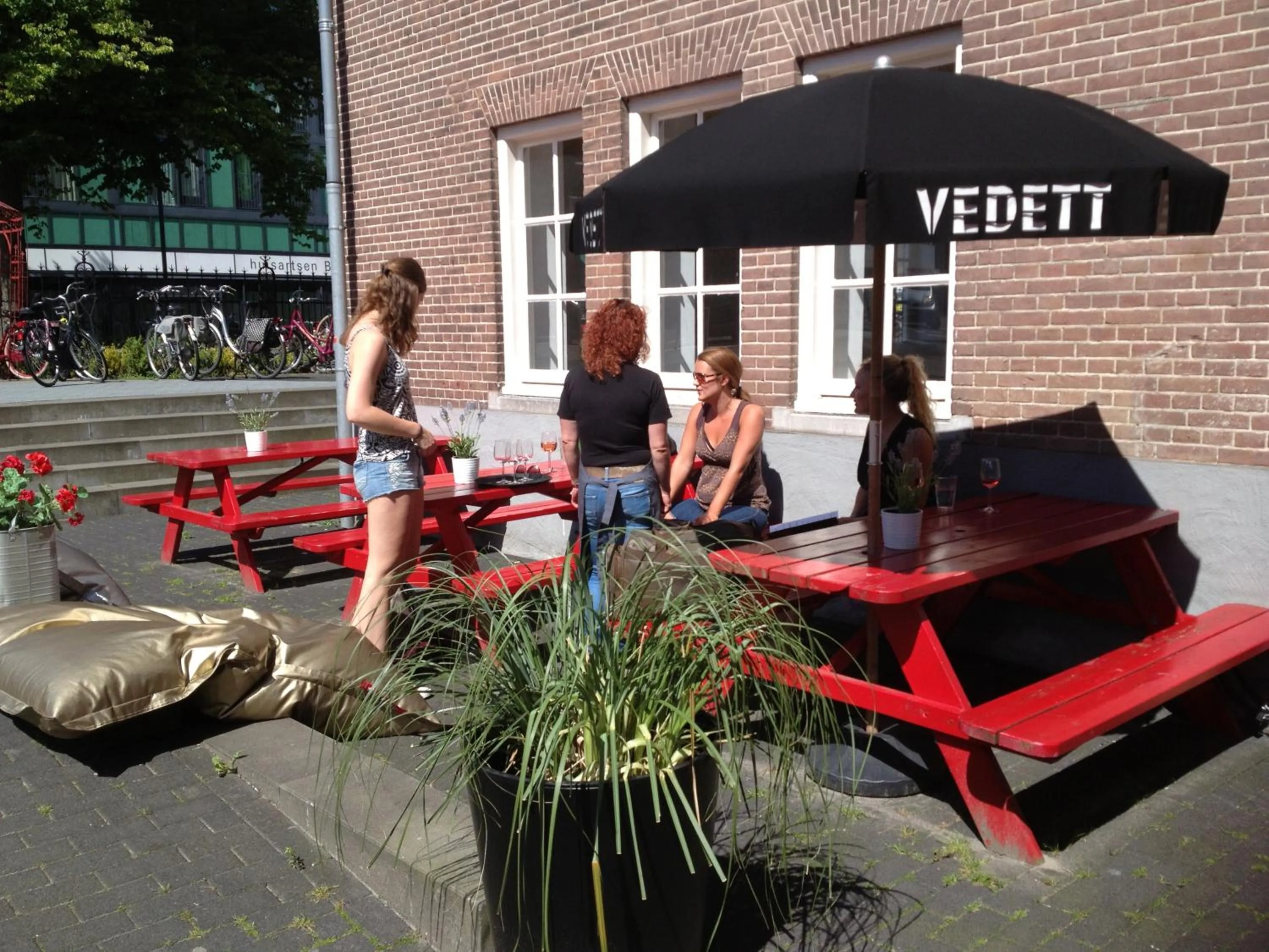 Day in LABnul50 self check-in hotel Groningen