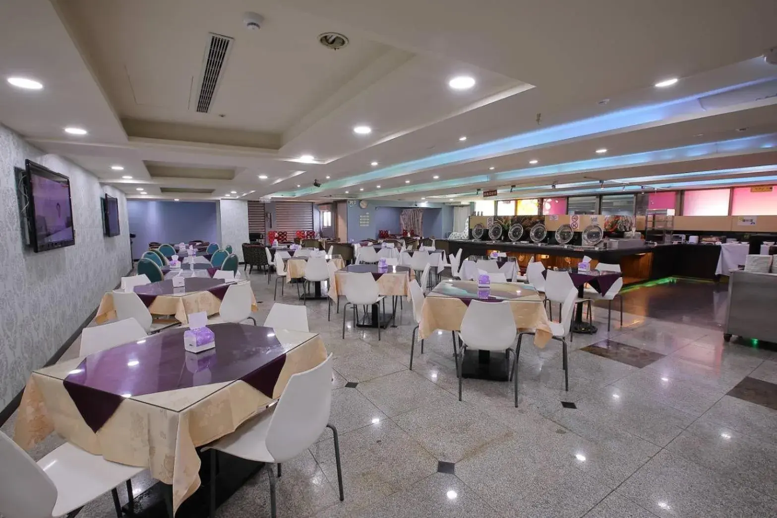 Restaurant/places to eat in Chuan Fu Hotel Restaurant/places to eat in Chuan Fu Hotel