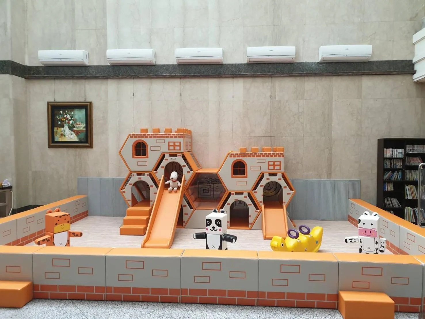 Area and facilities in Chuan Fu Hotel