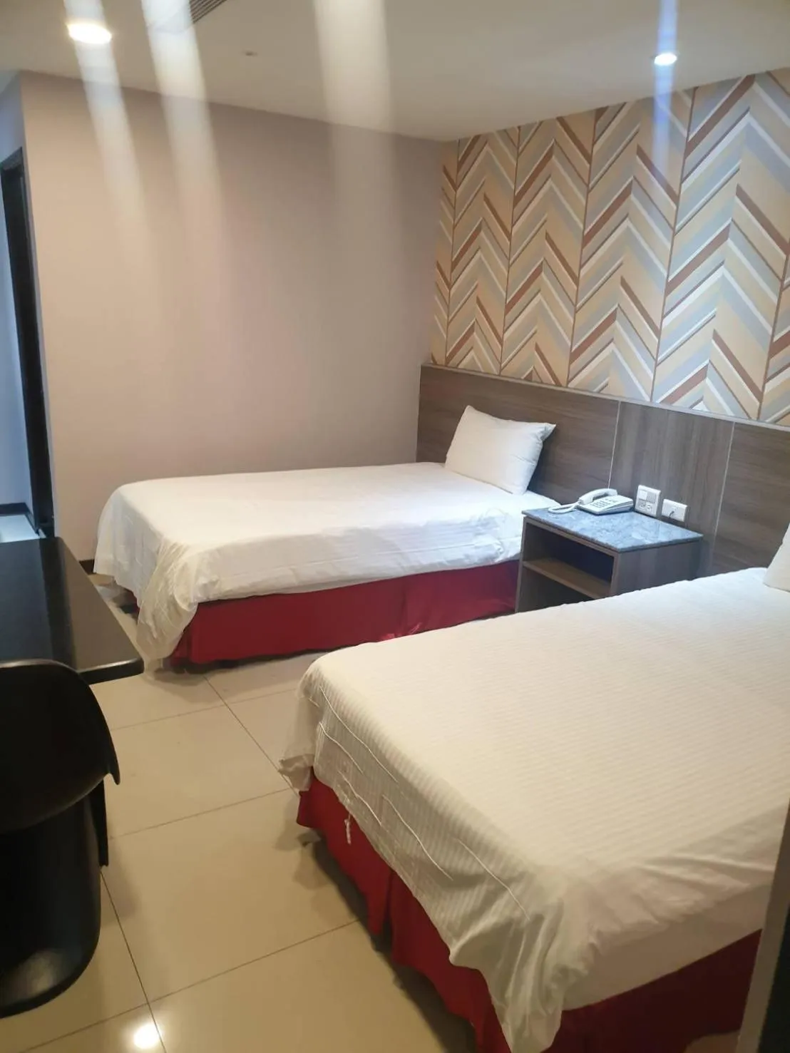 Photo of the whole room, Bed in Chuan Fu Hotel