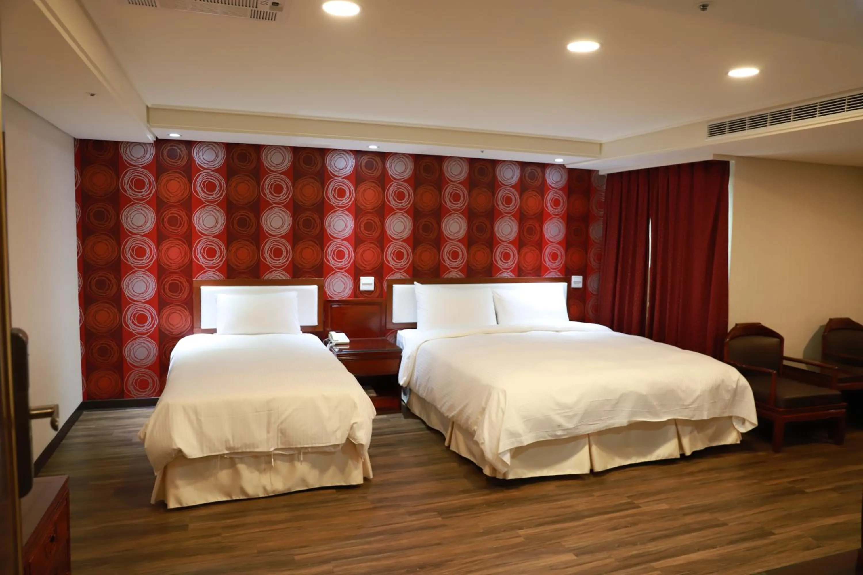 bunk bed, Bed in Chuan Fu Hotel