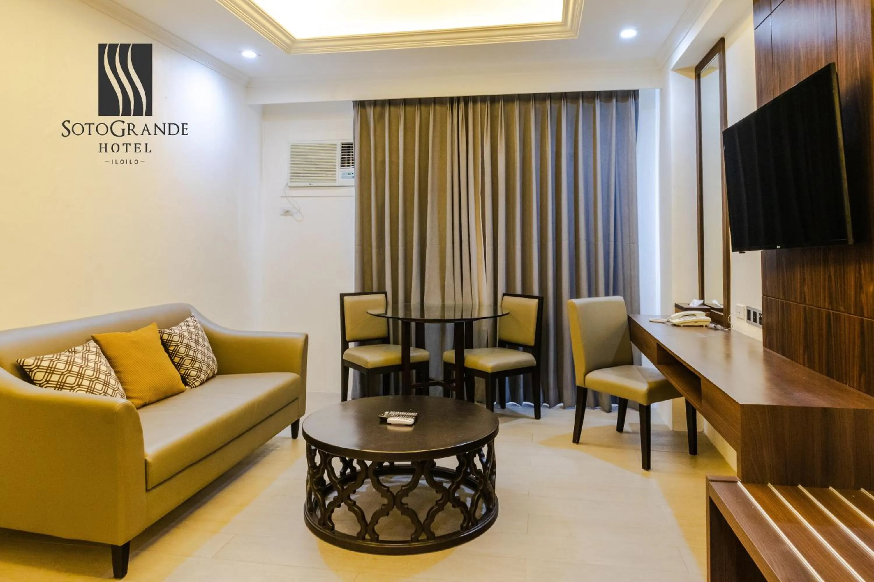 Seating area in Sotogrande Iloilo Hotel