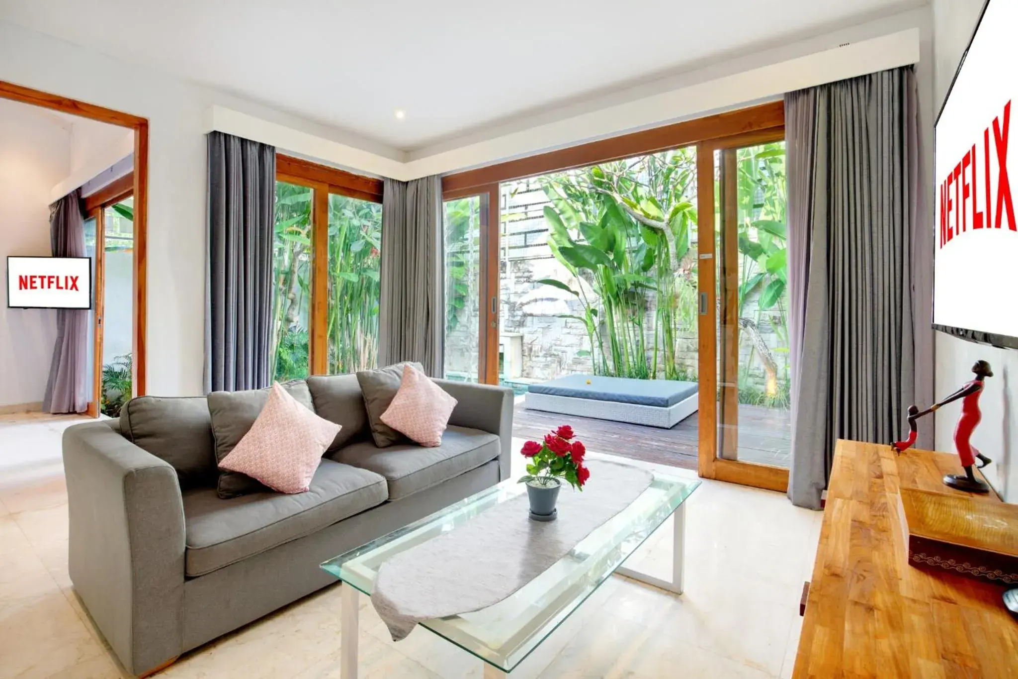 Living room in The Jimbaran Villa by Ini Vie Hospitality Living room in The Jimbaran Villa by Ini Vie Hospitality