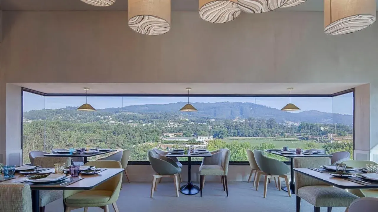 Restaurant/places to eat in Cidnay Santo Tirso - Charming Hotel & Executive Center Restaurant/places to eat in Cidnay Santo Tirso - Charming Hotel & Executive Center