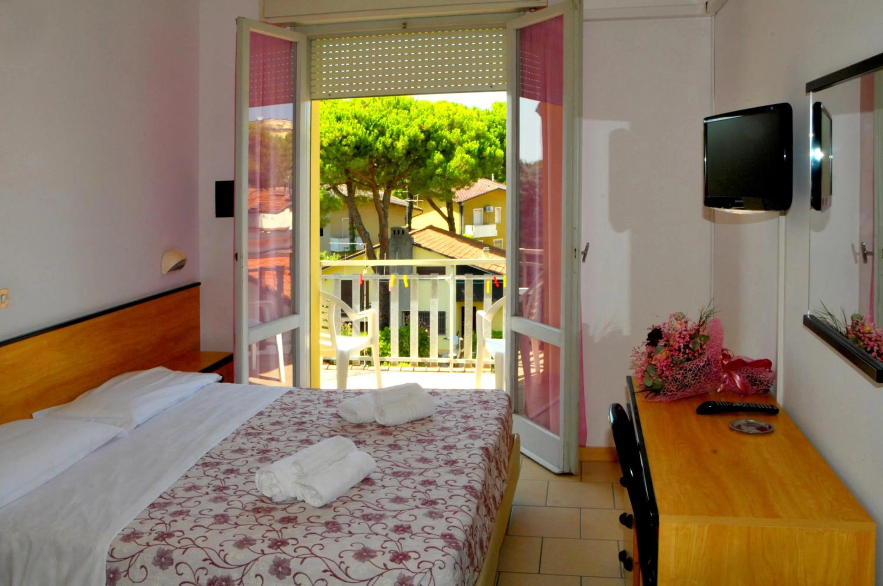 Bedroom, Bed in Hotel Levante