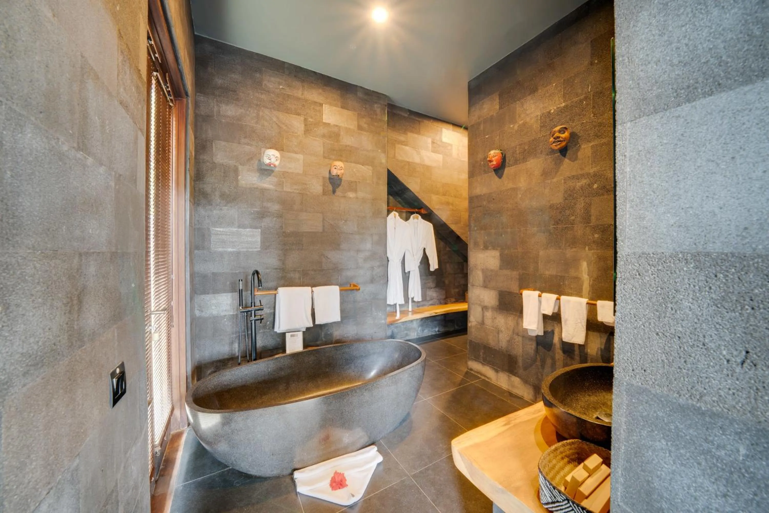 Bath in Awan Putih Resort