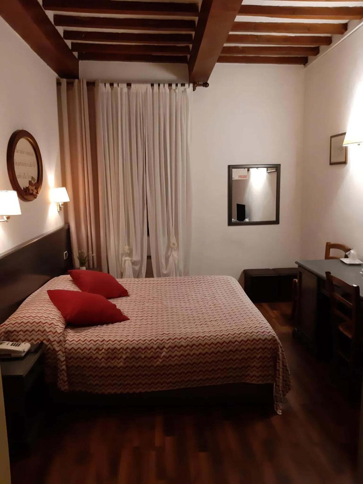 Bed in Hotel Borgo Antico