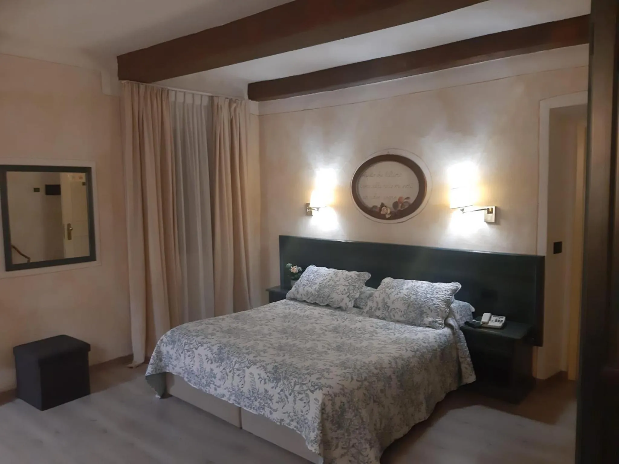 Bed in Hotel Borgo Antico