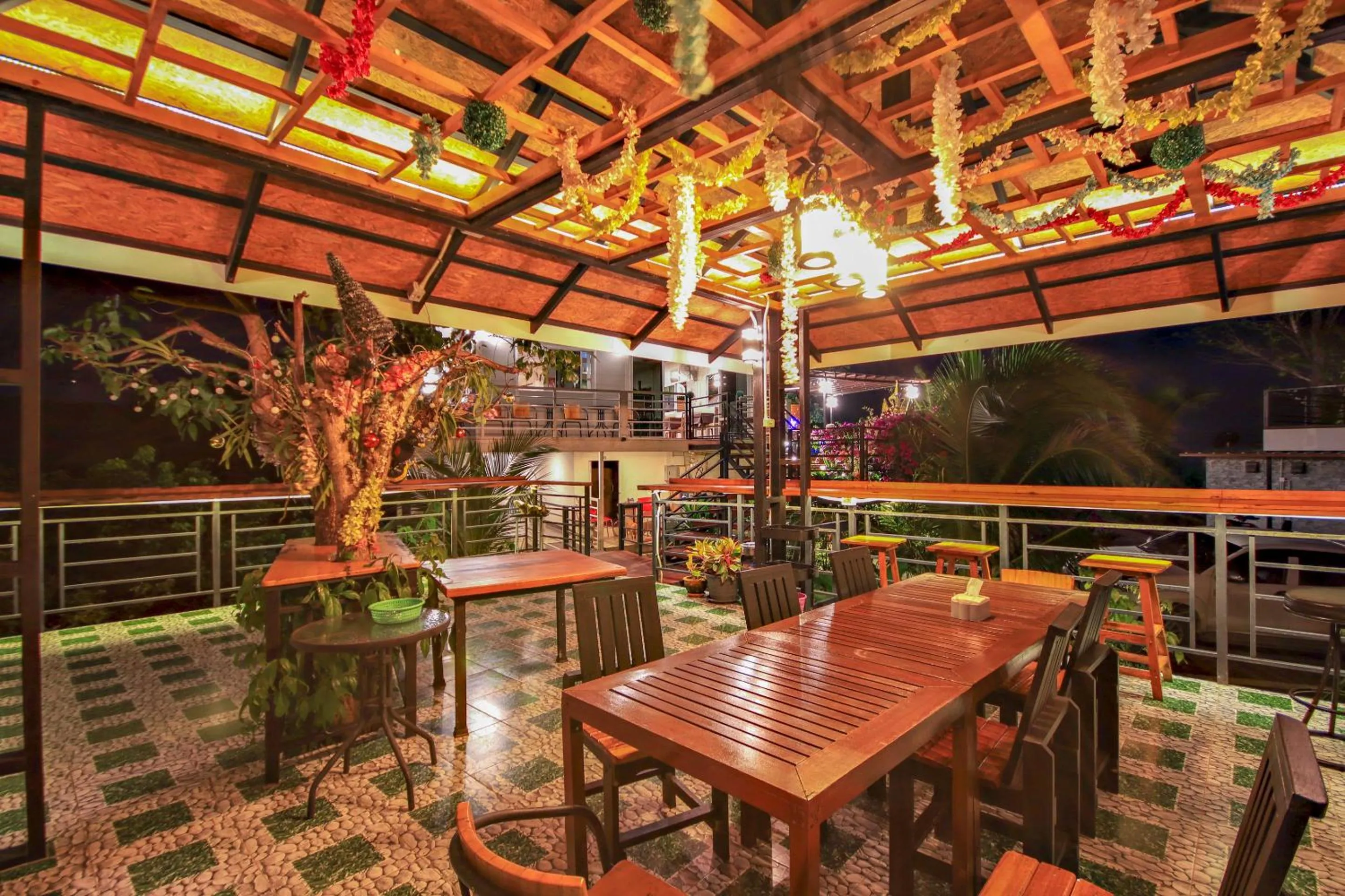 Balcony/Terrace in Happy Mountain Airport Resort