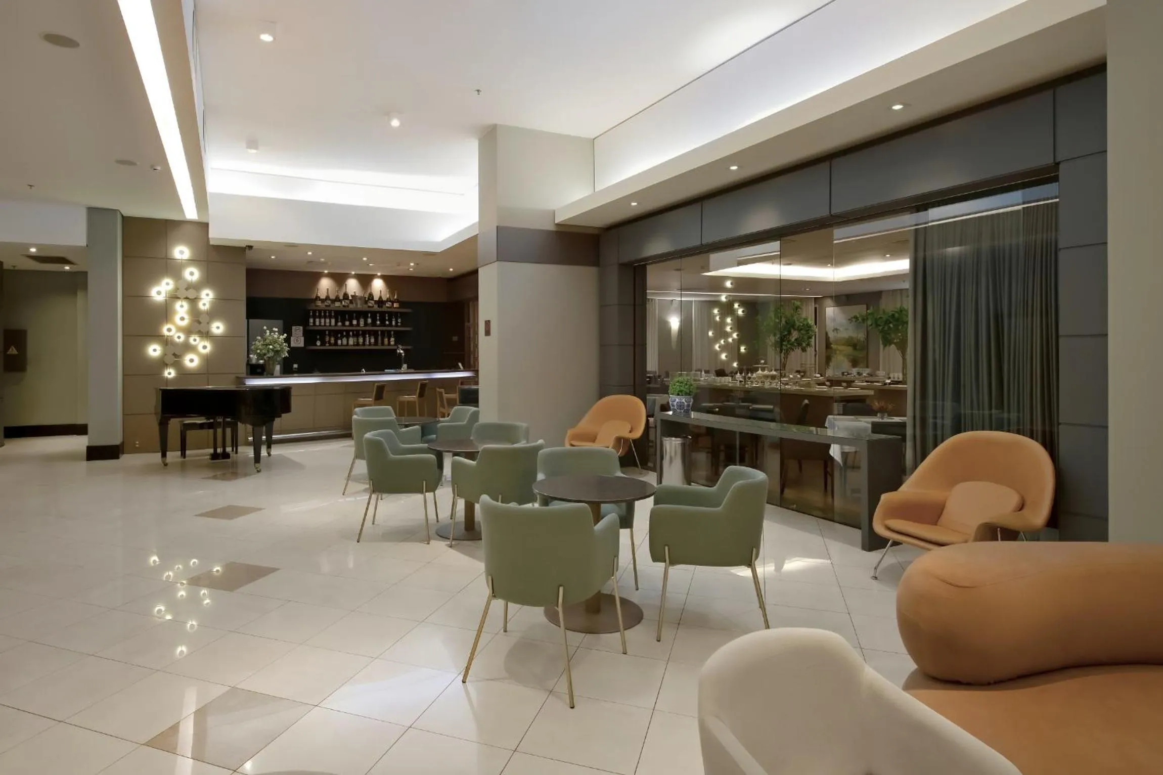 Communal lounge/ TV room in Araucaria Plaza