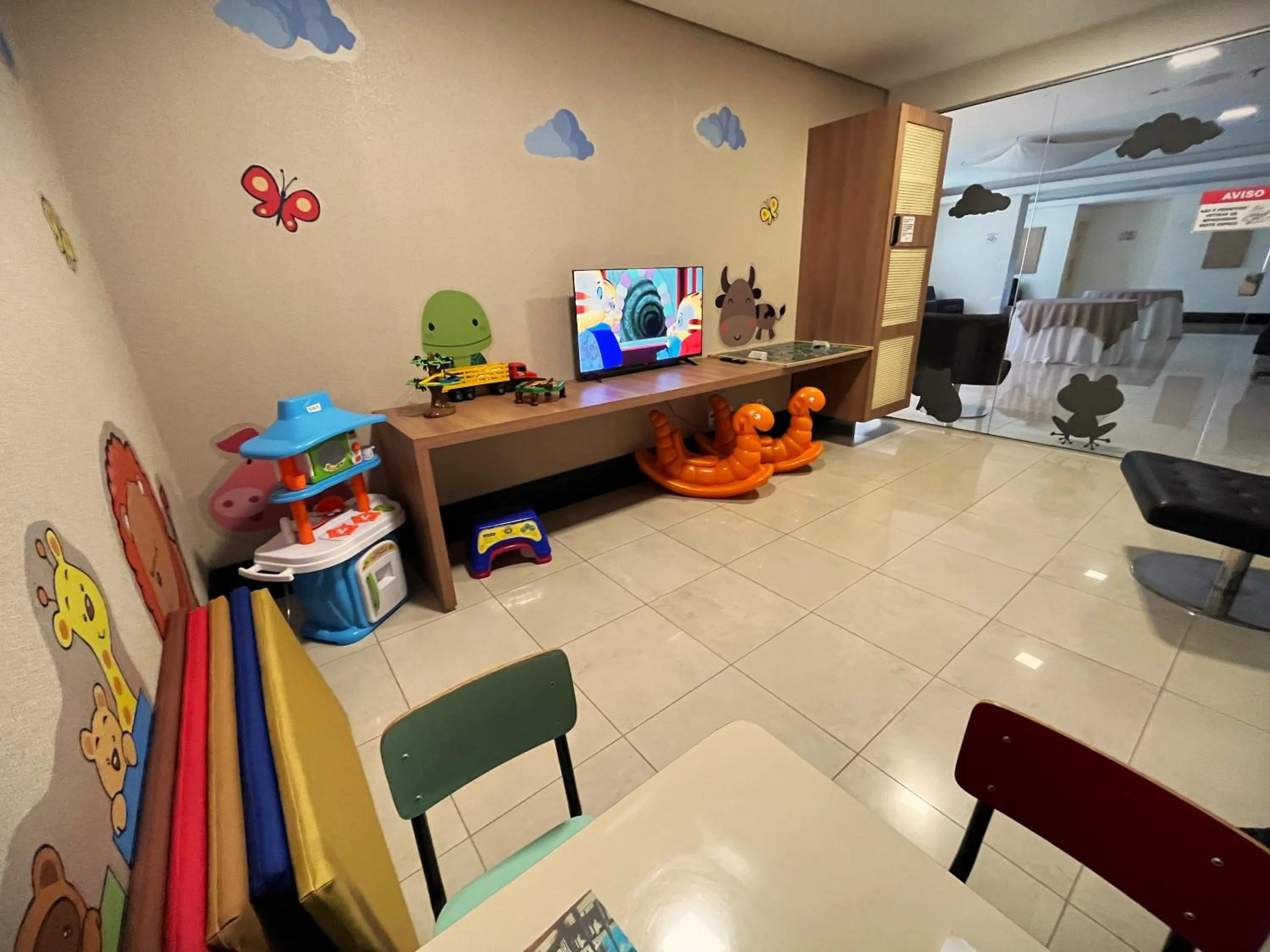 Kids's club in Araucaria Plaza