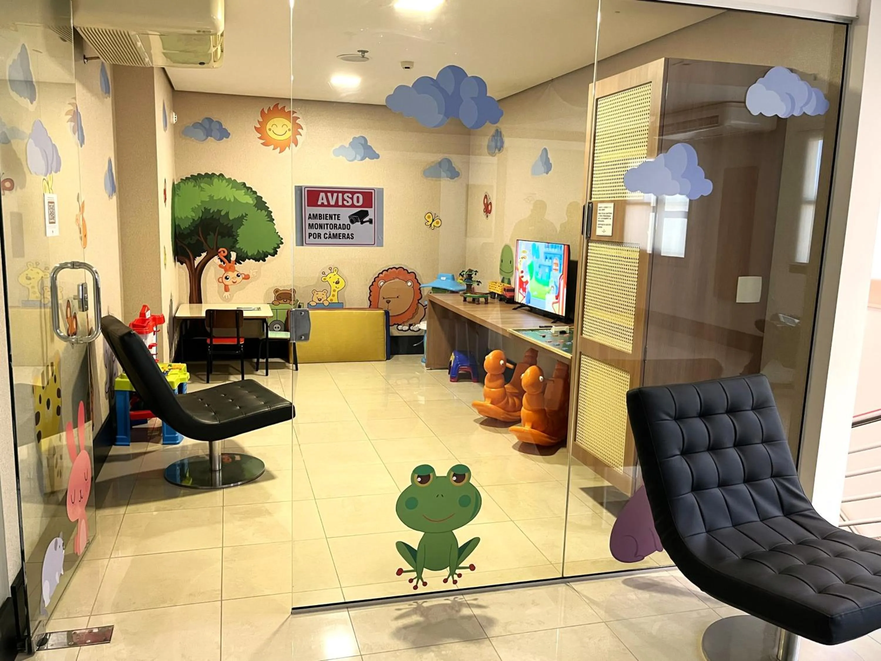 Kids's club in Araucaria Plaza