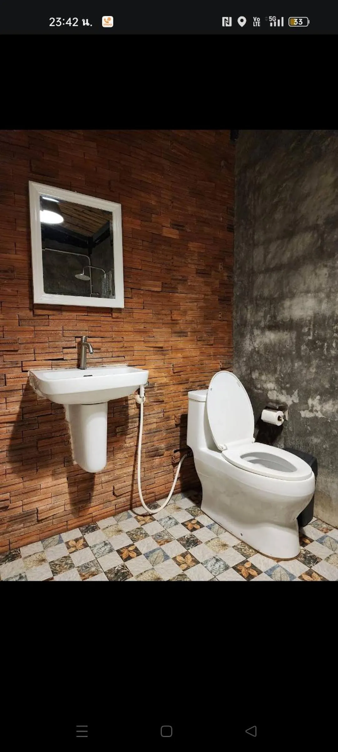 Bathroom in Baan Hotelier Resort