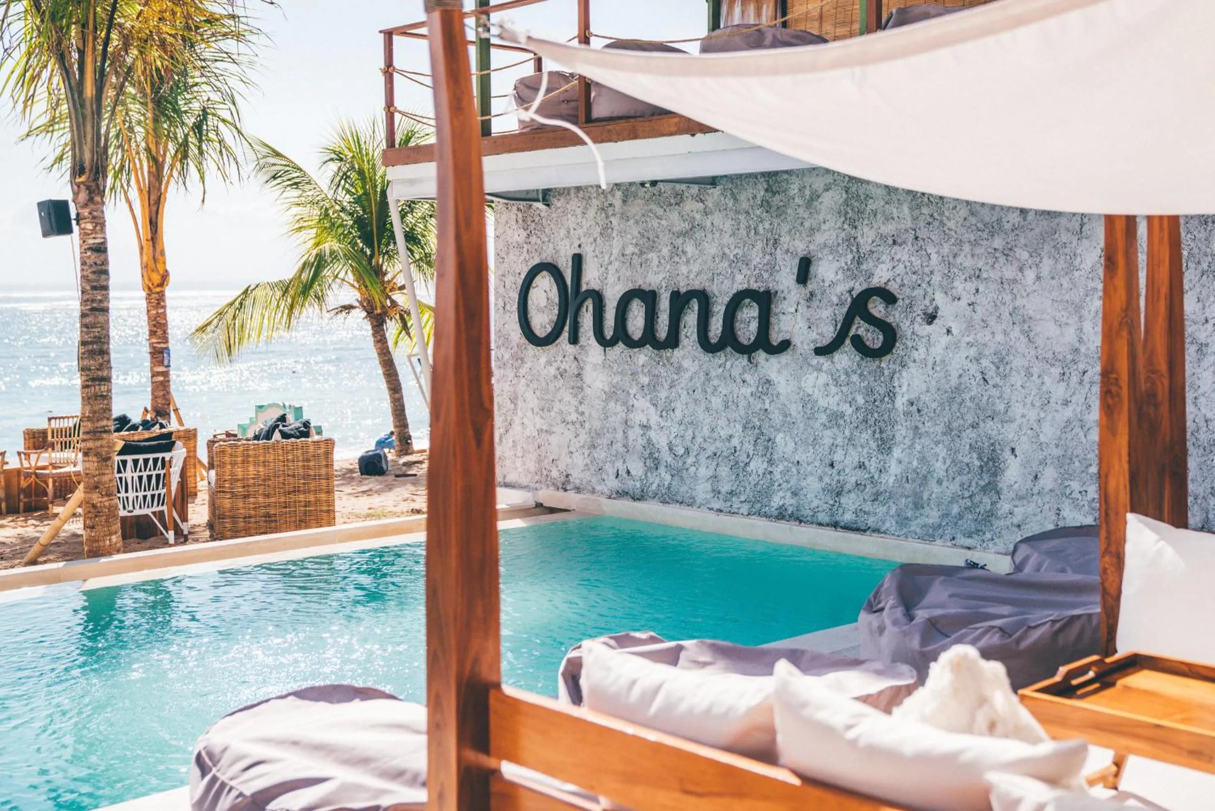 Restaurant/places to eat in Ohana's Beachfront Resort & Beach Club