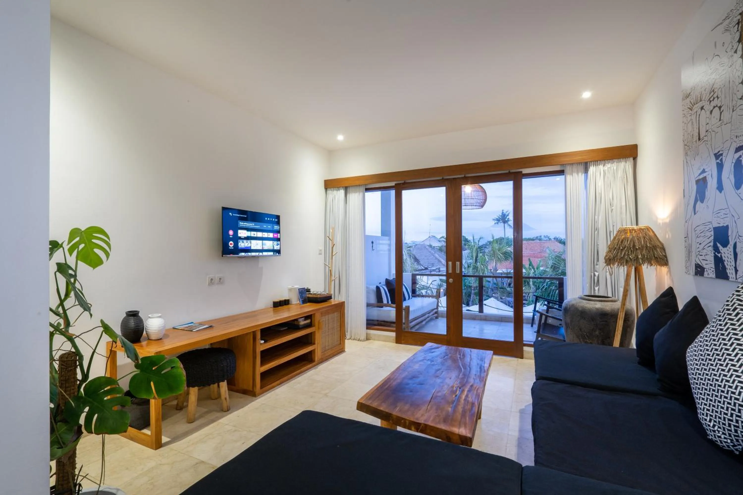 Living room in Ohana's Beachfront Resort & Beach Club