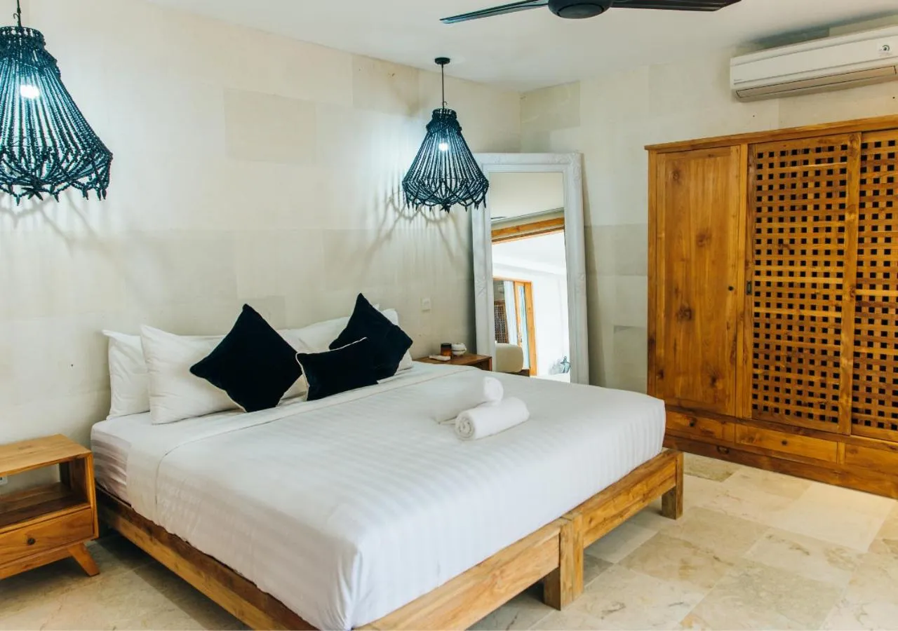 Bedroom, Bed in Ohana's Beachfront Resort & Beach Club