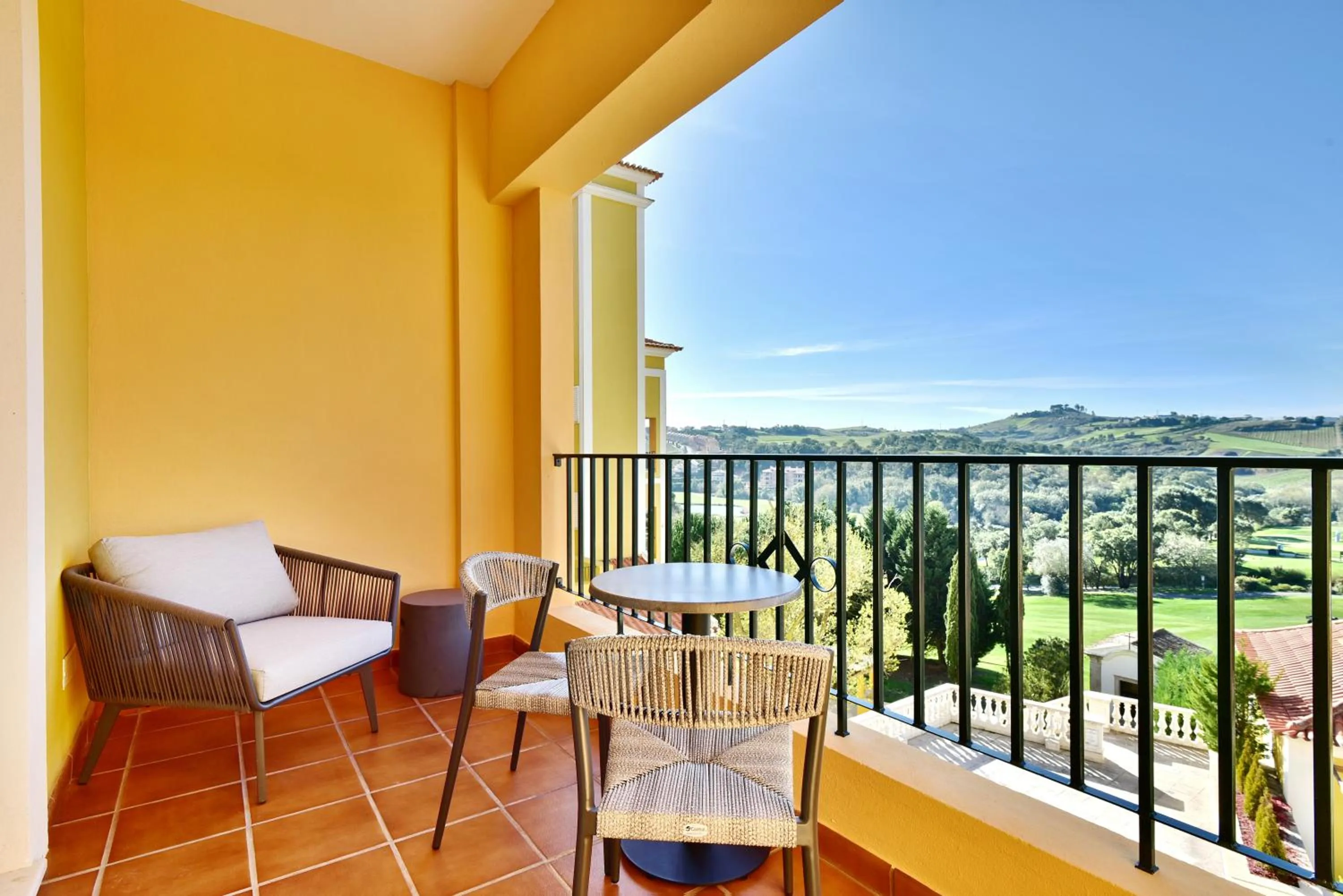 Balcony/Terrace in Dolce CampoReal Lisboa