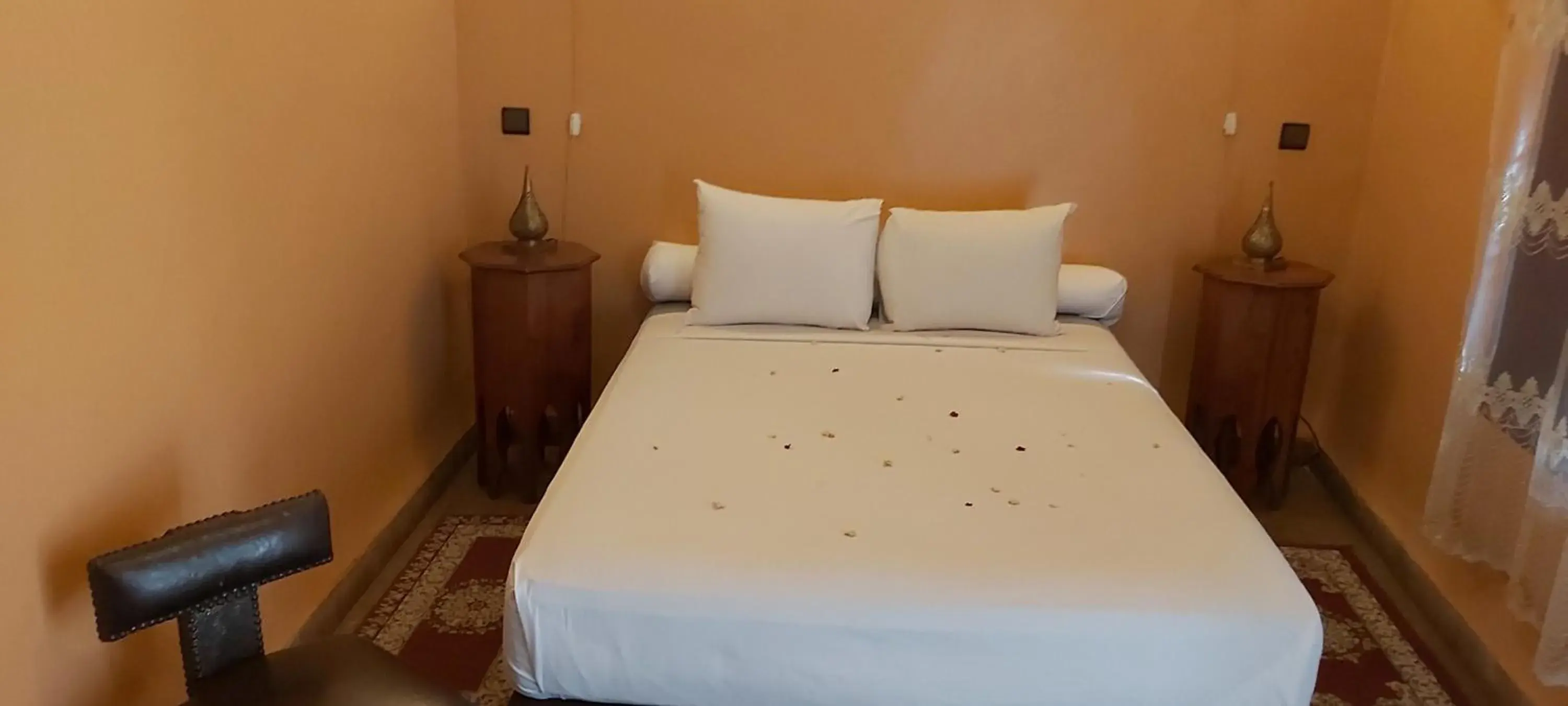 Alil Double Room - single occupancy in Riad Ajebel Alil Double Room - single occupancy in Riad Ajebel