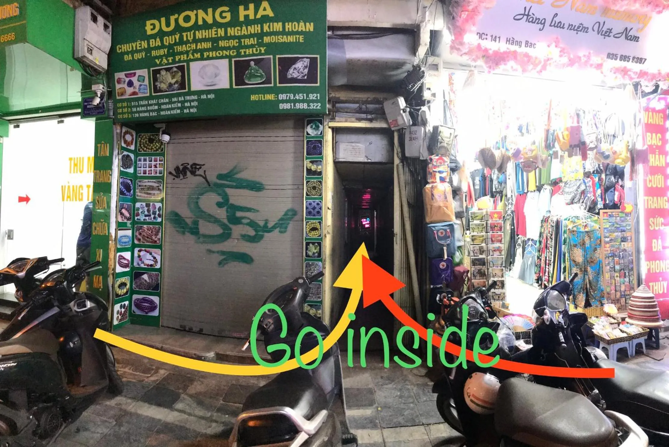 Property building in Ubuntu Hostel and Tour