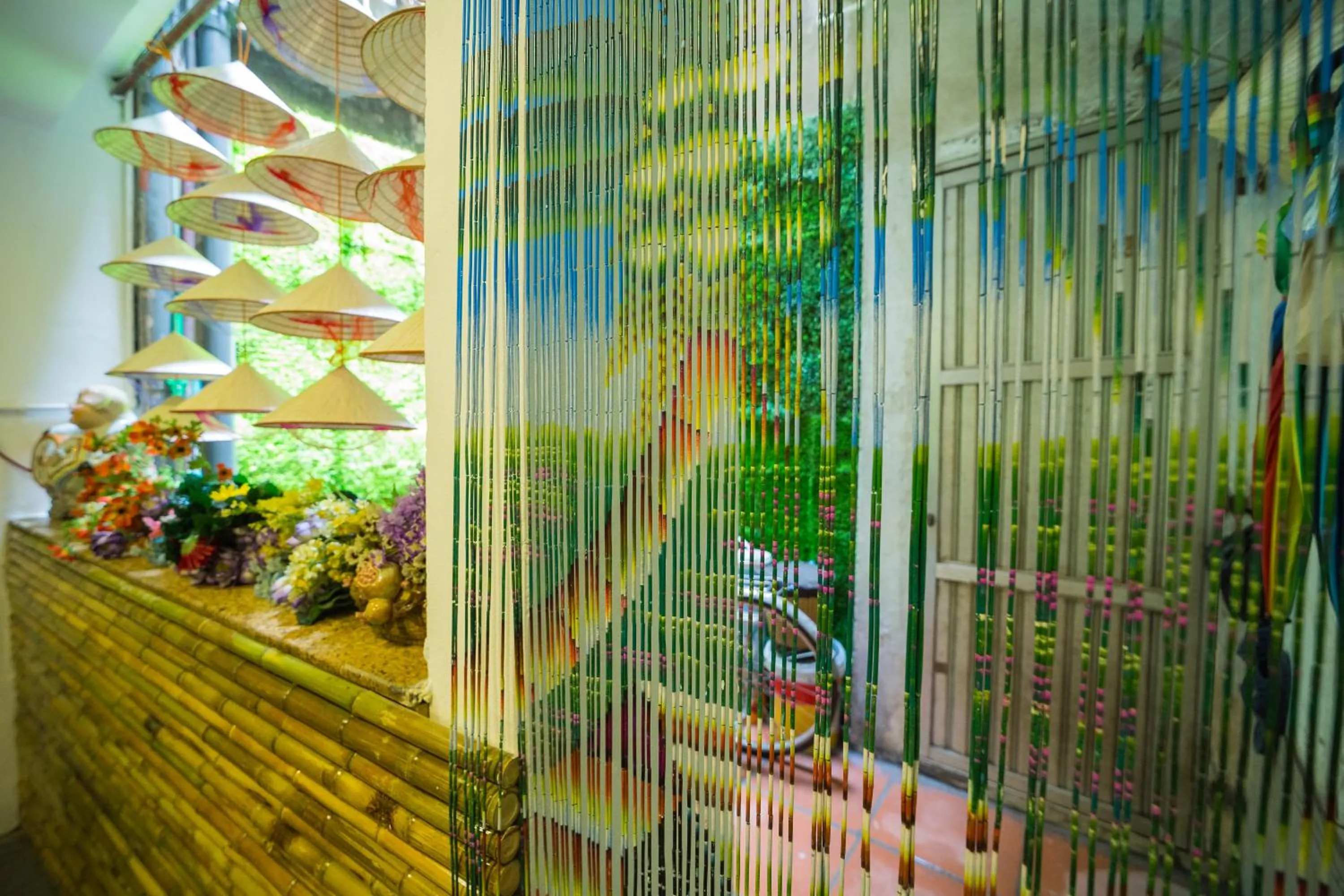 Ubuntu Hostel and Tour