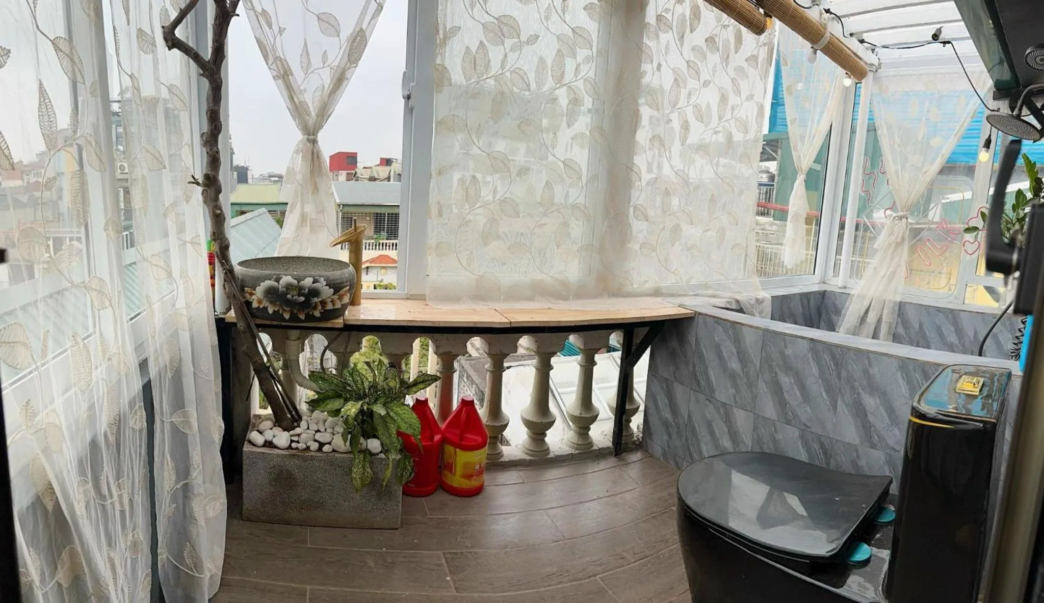 Ubuntu Hostel and Tour