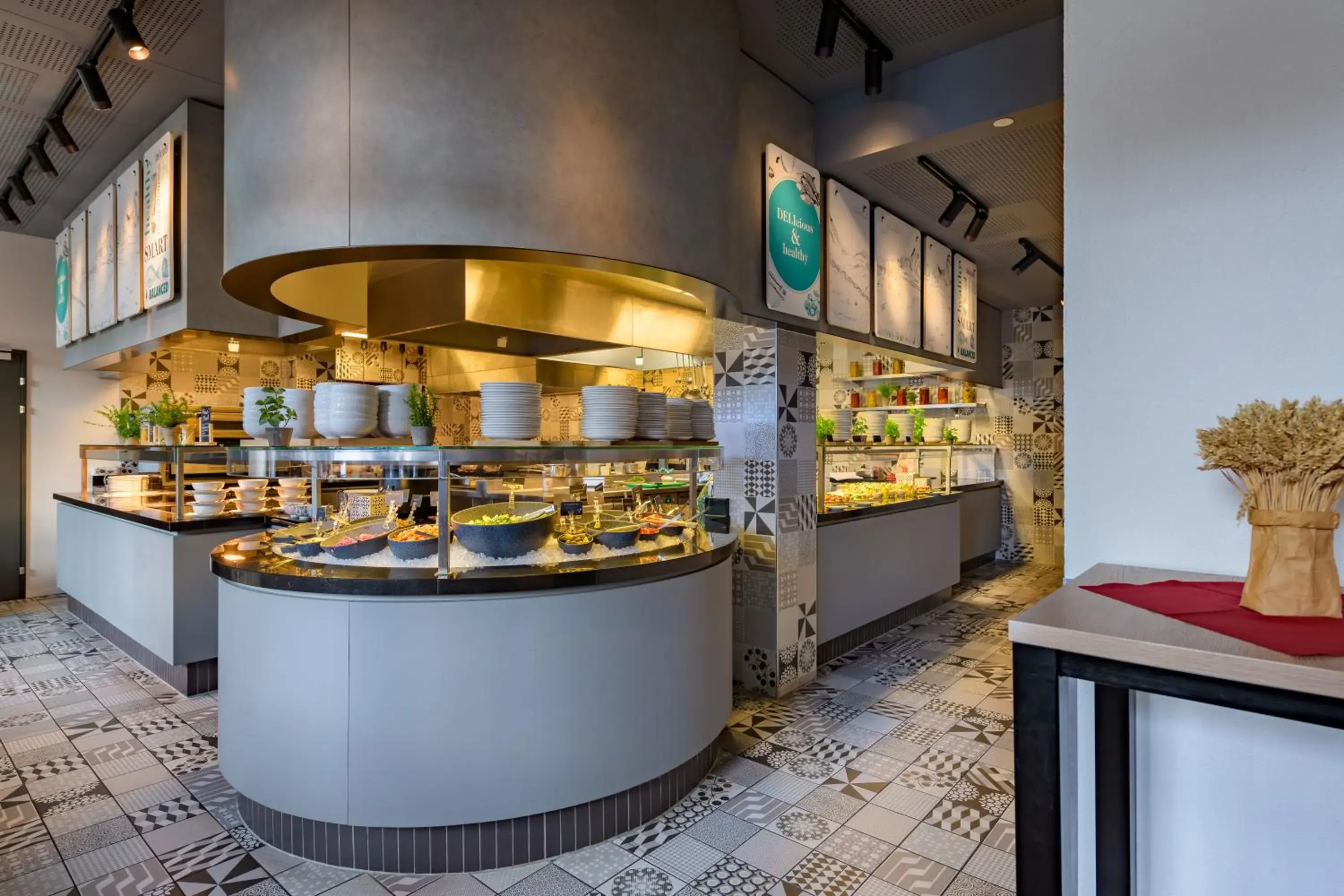 Restaurant/places to eat in Mercure Zürich City Restaurant/places to eat in Mercure Zürich City