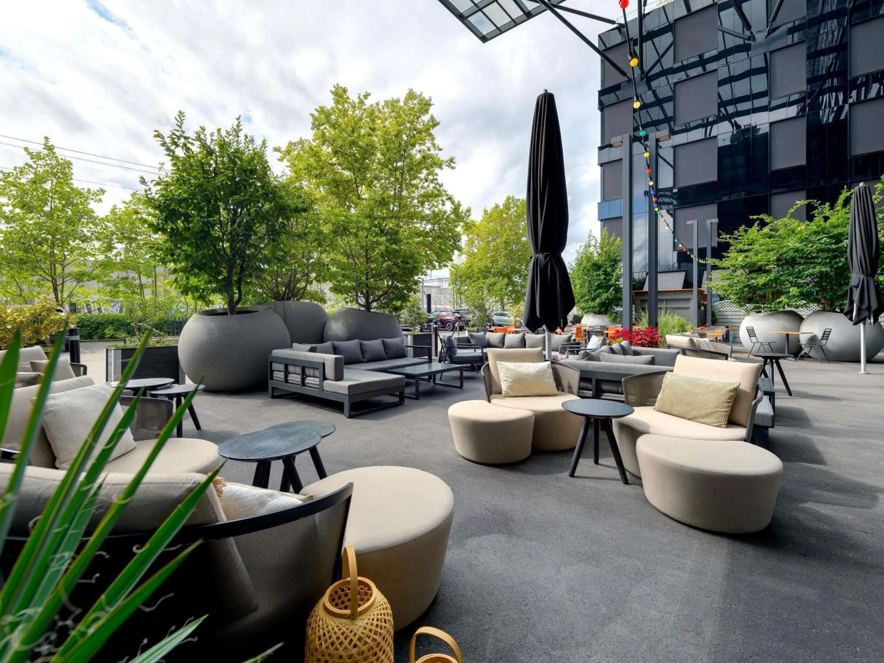 Lounge or bar in Mercure Zürich City