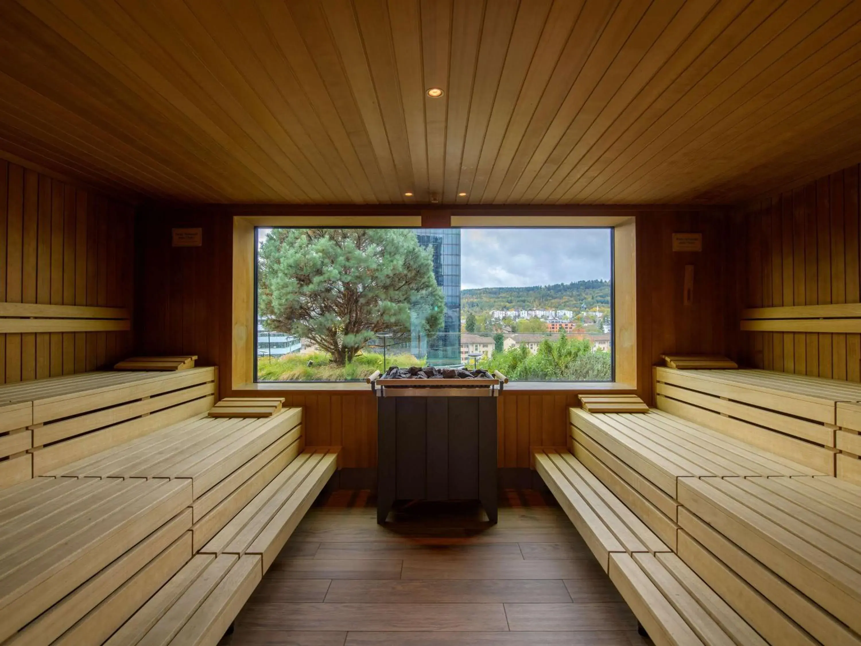 Property building in Mercure Zürich City Property building in Mercure Zürich City