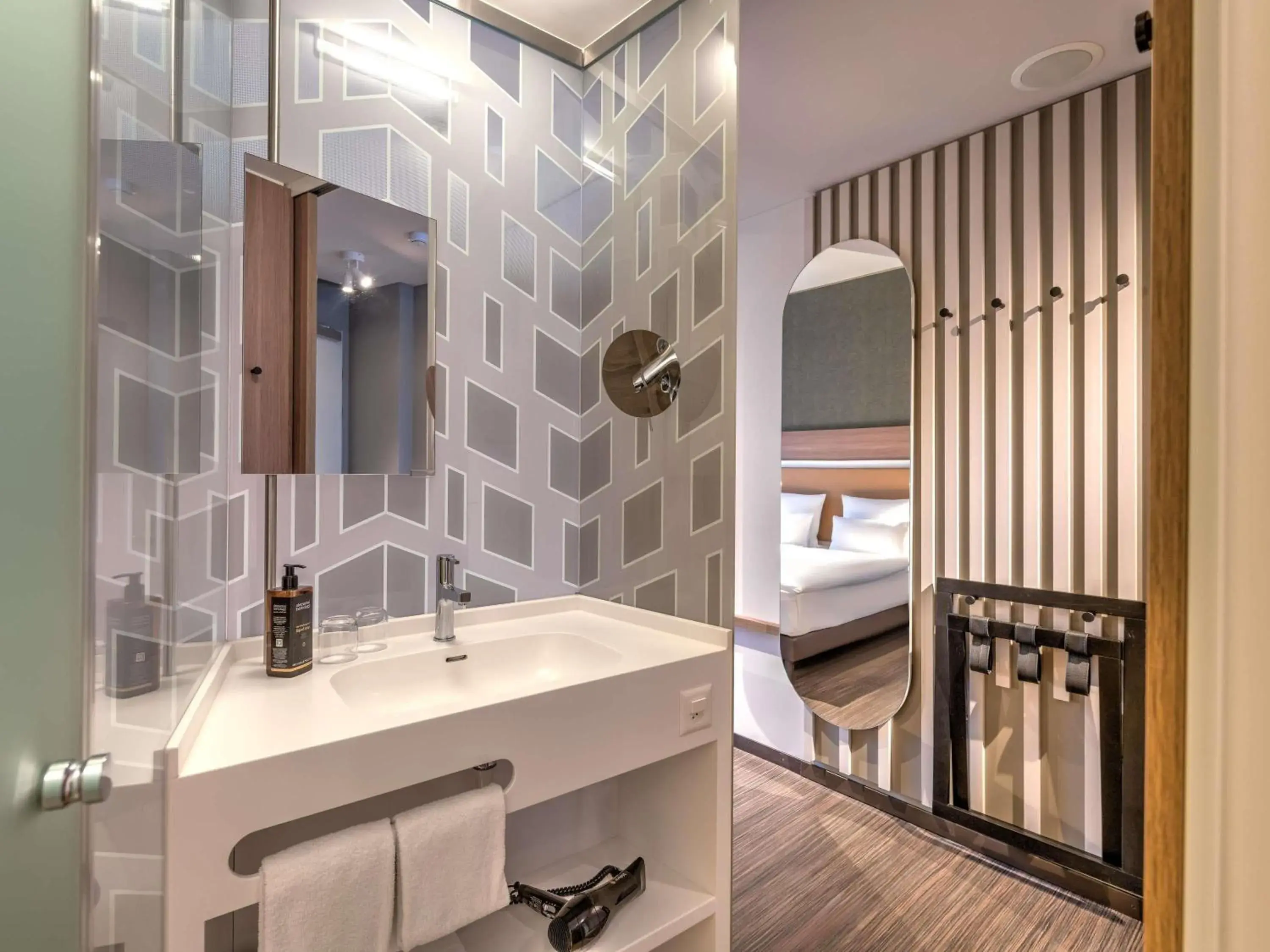 Bedroom in Mercure Zürich City Bedroom in Mercure Zürich City